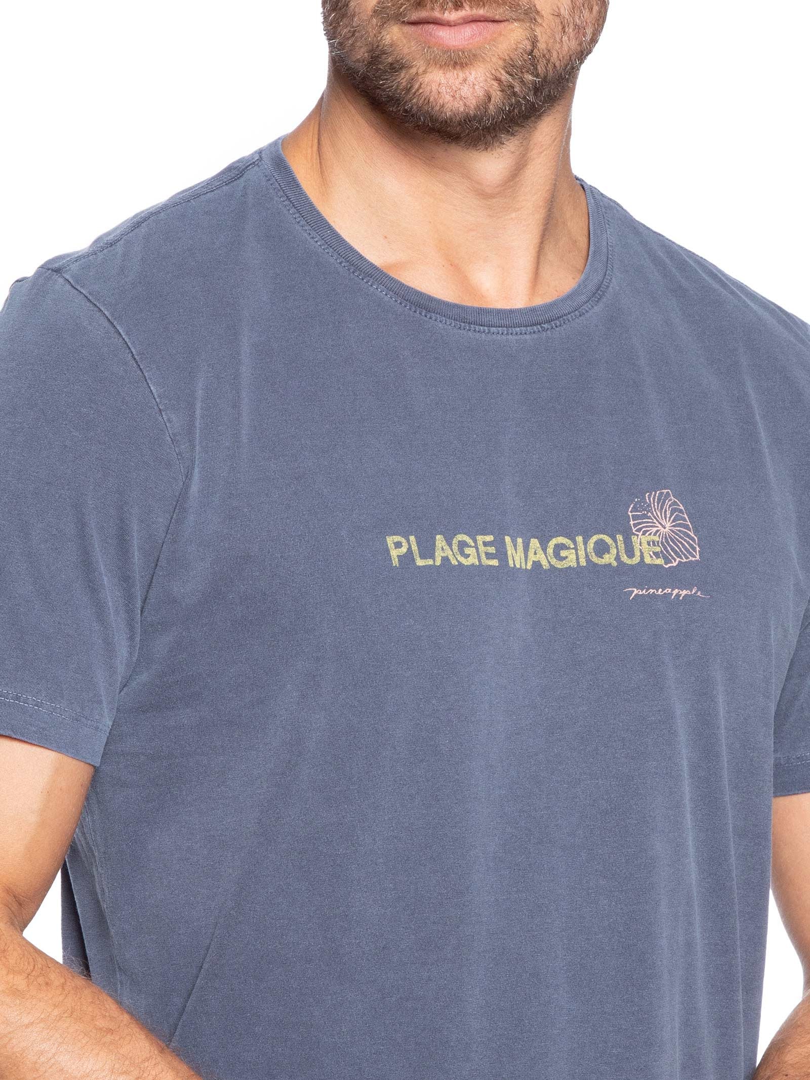 Camiseta Masculina Estampa Plage Magique Stone Azul Pineapple