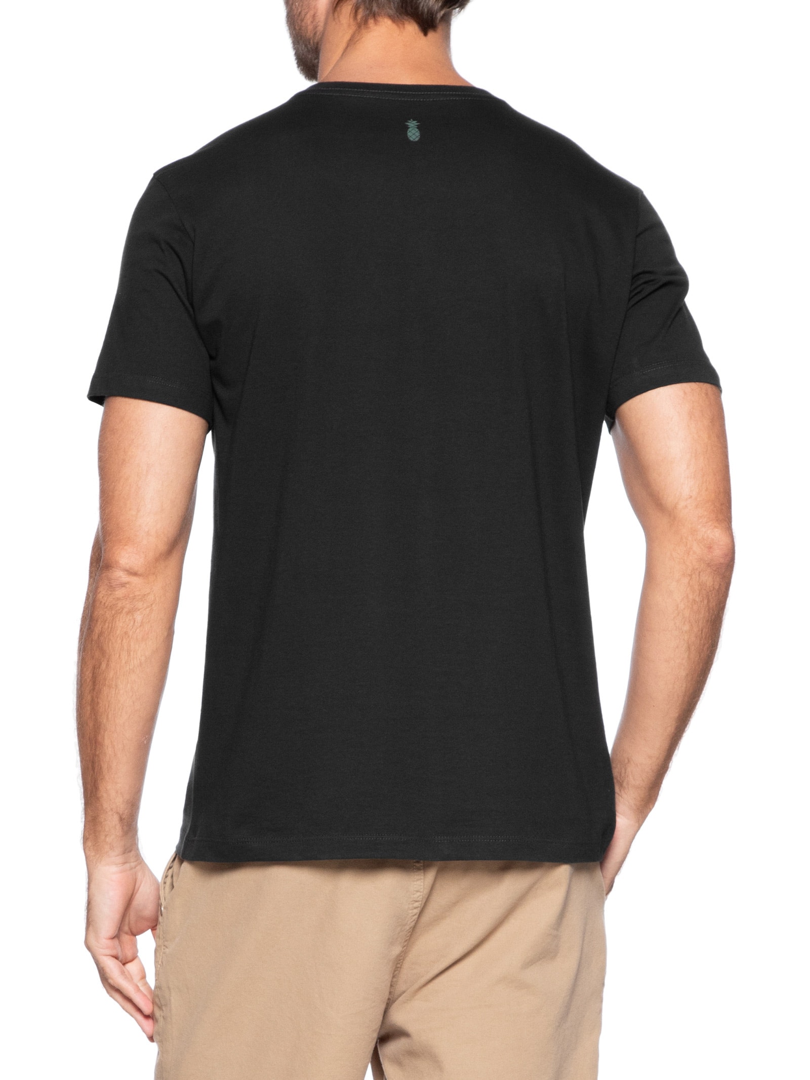 Camiseta Masculina Estampa Surf Preto Pineapple