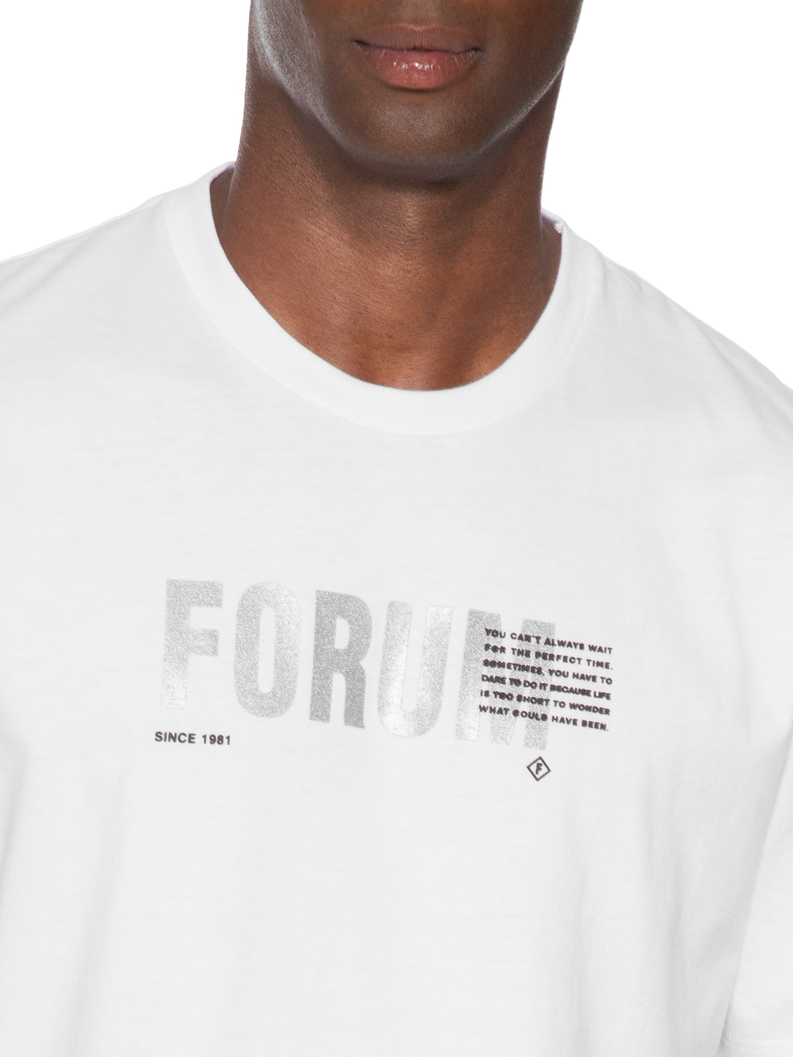 Camiseta Masculina Estampada Algodão Branco Forum