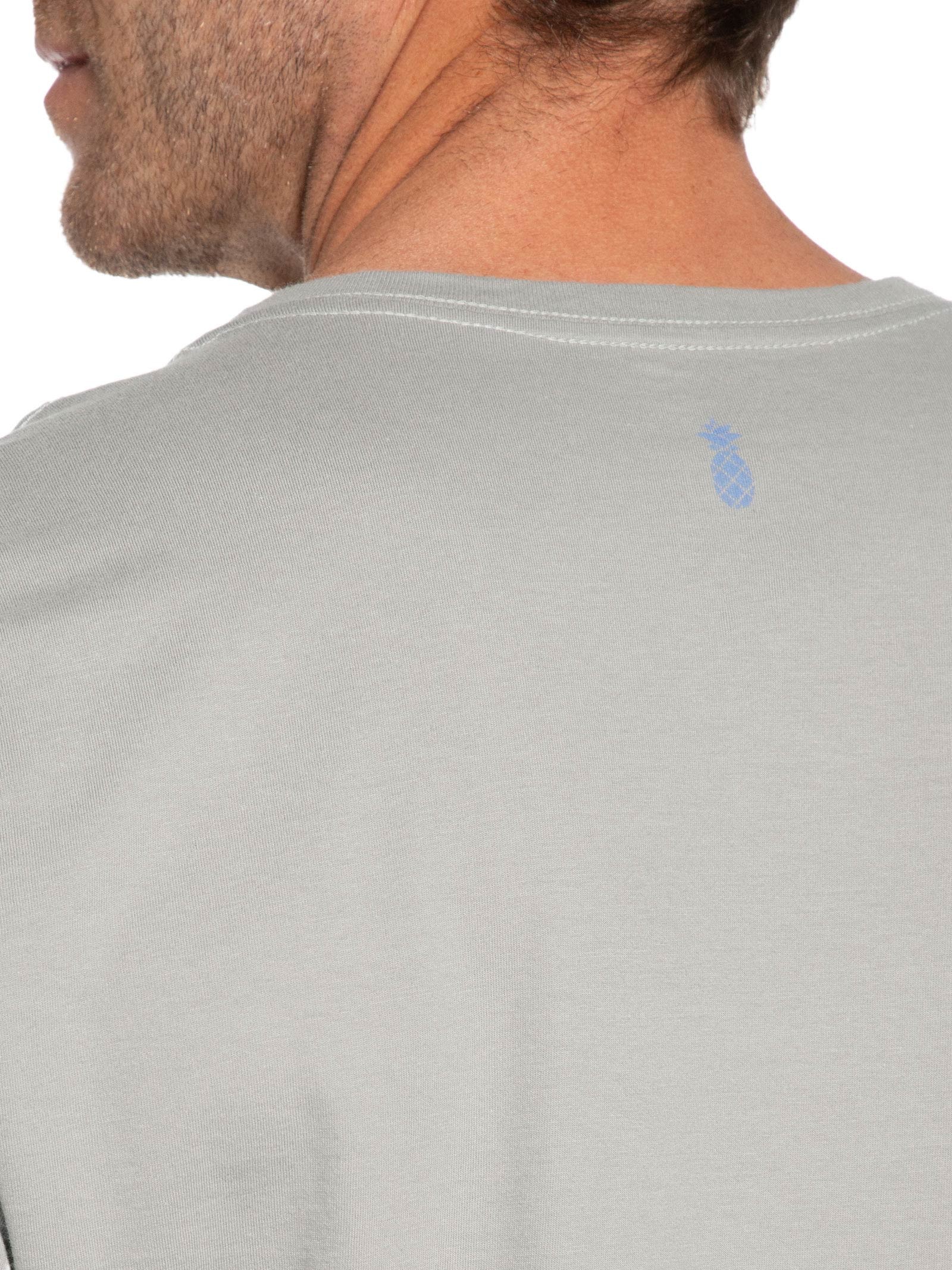 Camiseta Masculina Estampada Côte D'Azur Cinza Pineapple