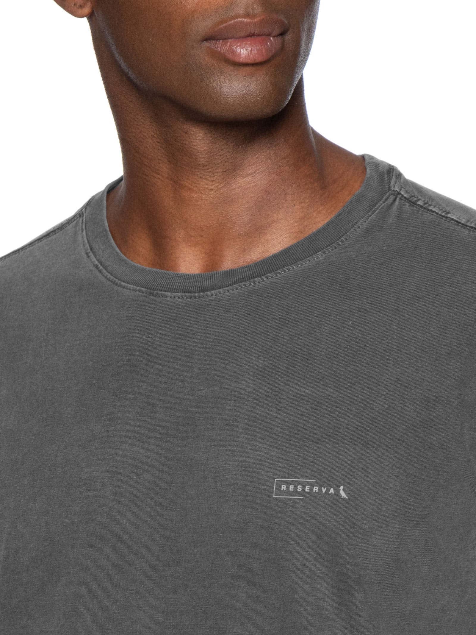 Camiseta Masculina Estampada Minimal Preto Reserva