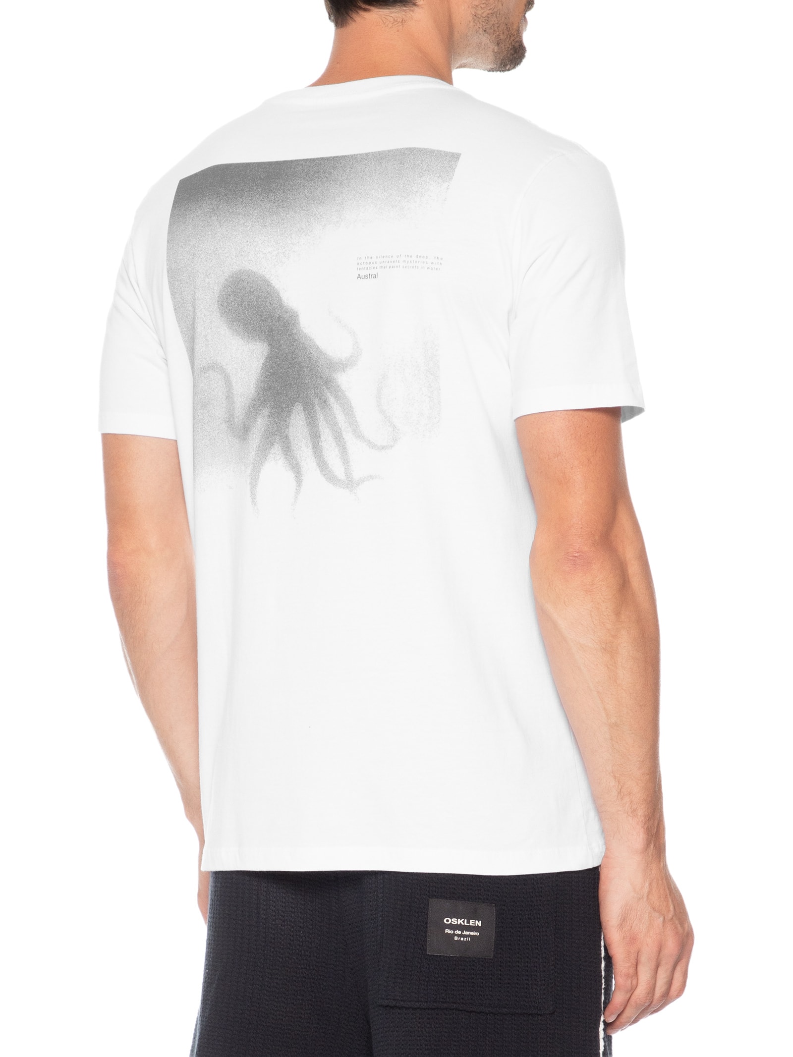 Camiseta Masculina Estampada Octo Branco Austral