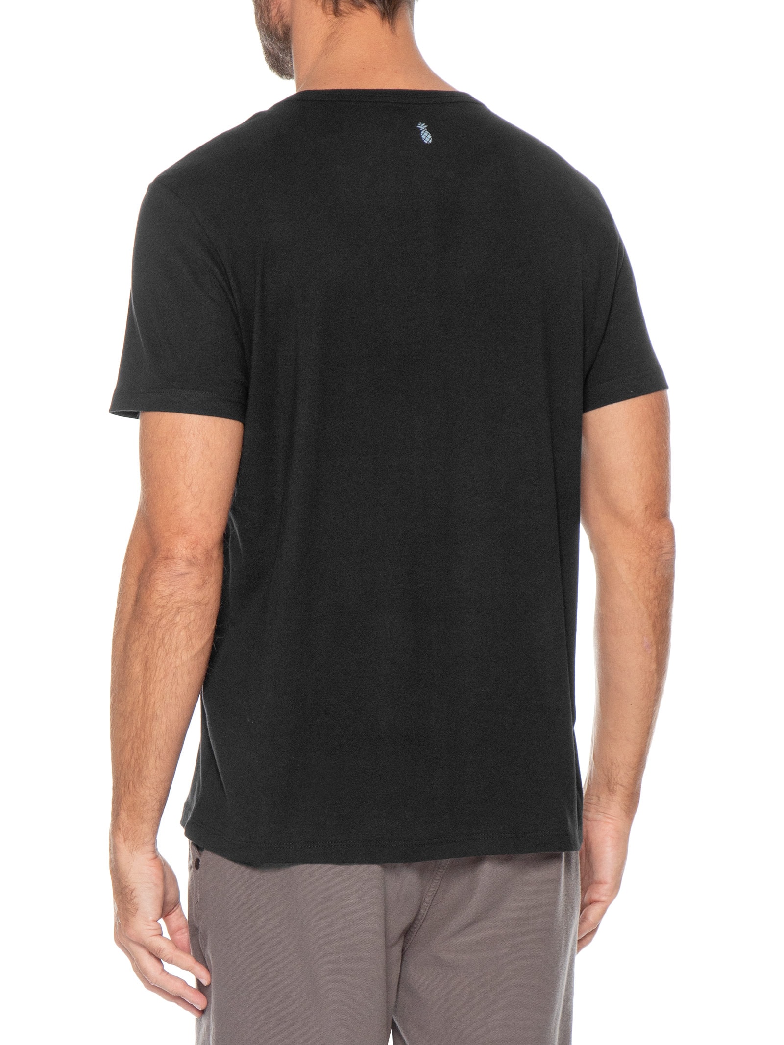 Camiseta Masculina Estampada Slow Morning Club Preto Pineapple