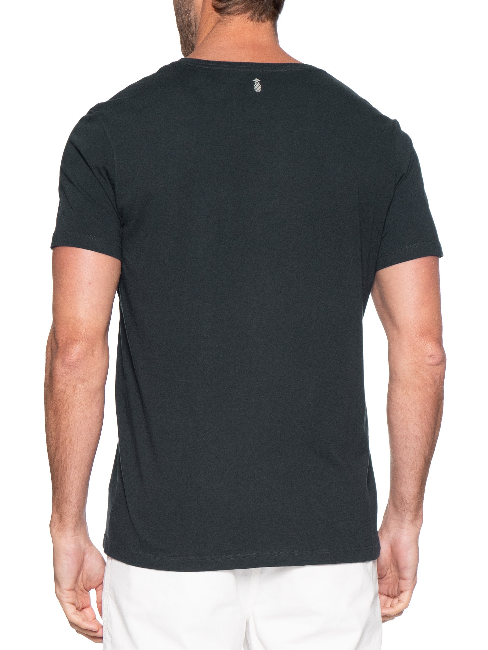 Camiseta Masculina Estampada Snow N'Sea Preto Pineapple