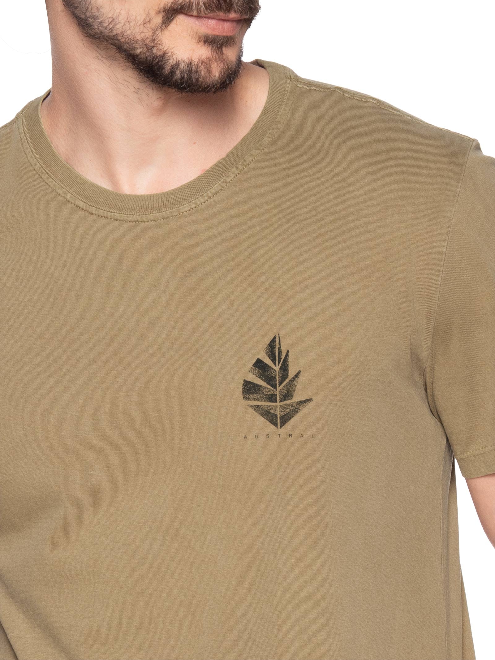 Camiseta Masculina Flora Marrom Austral