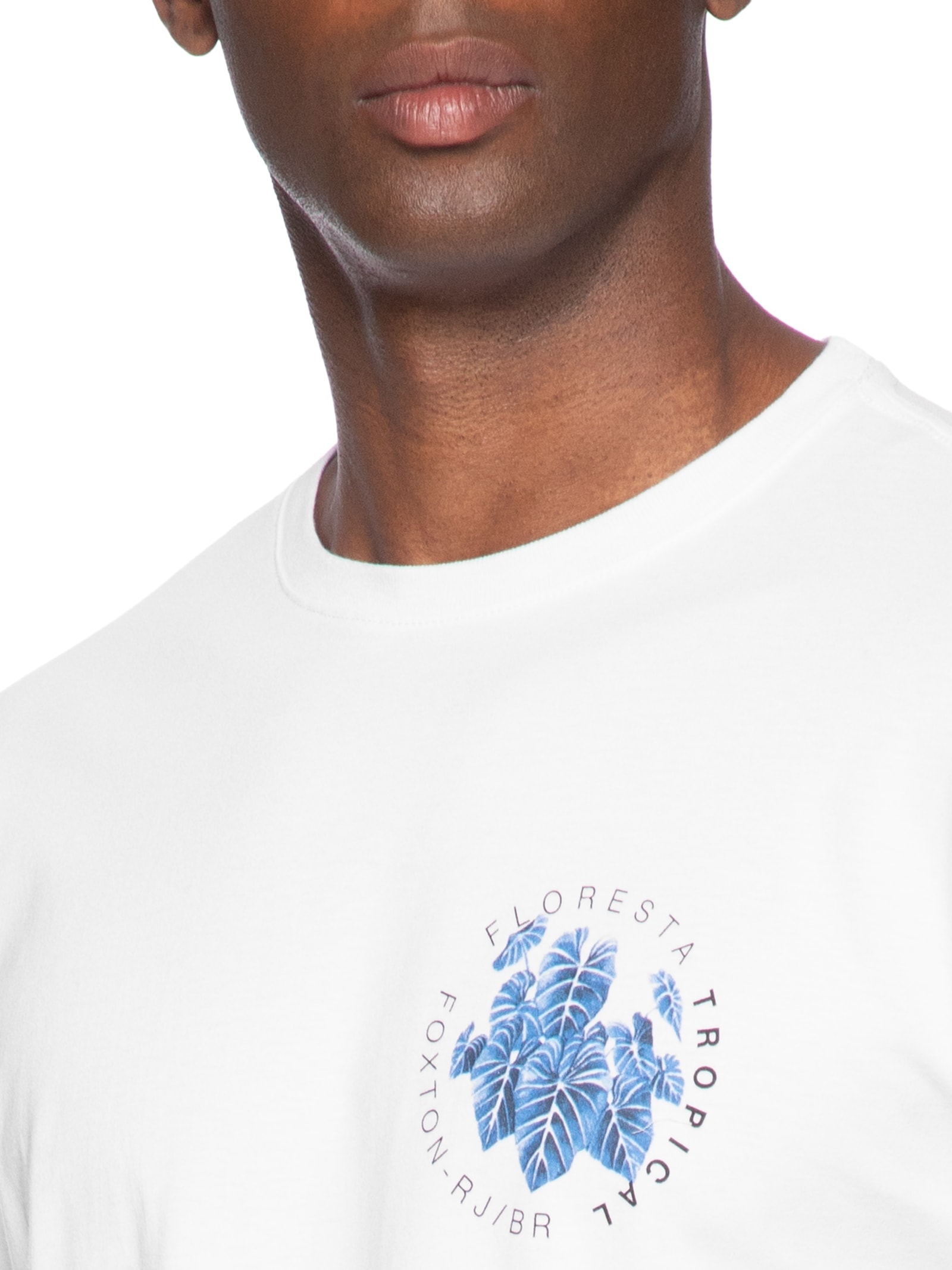 Camiseta Masculina Floresta Aquarela Peito Branco Foxton