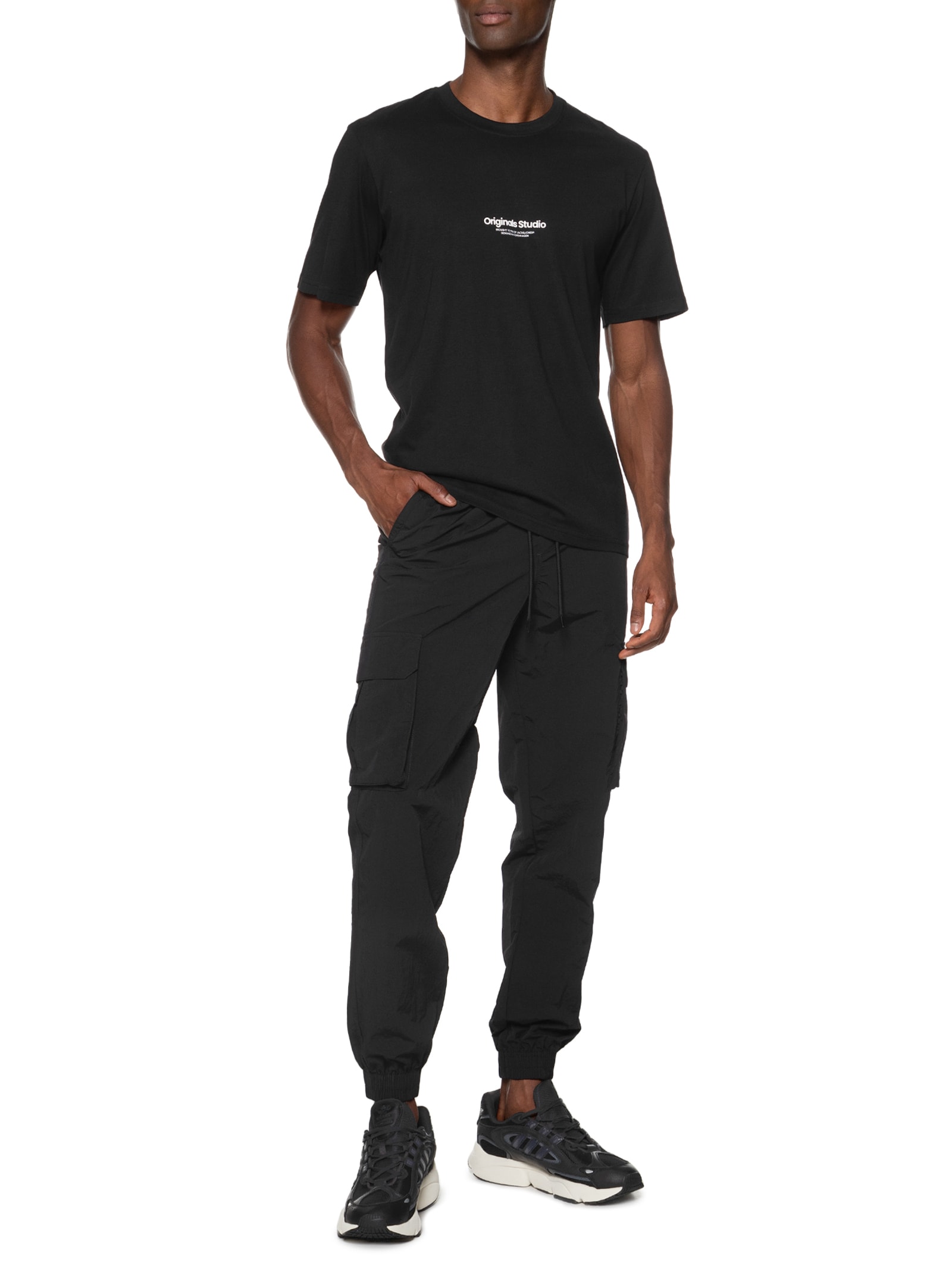 Camiseta Masculina Gola Careca Em Algodão Preto Jack & Jones