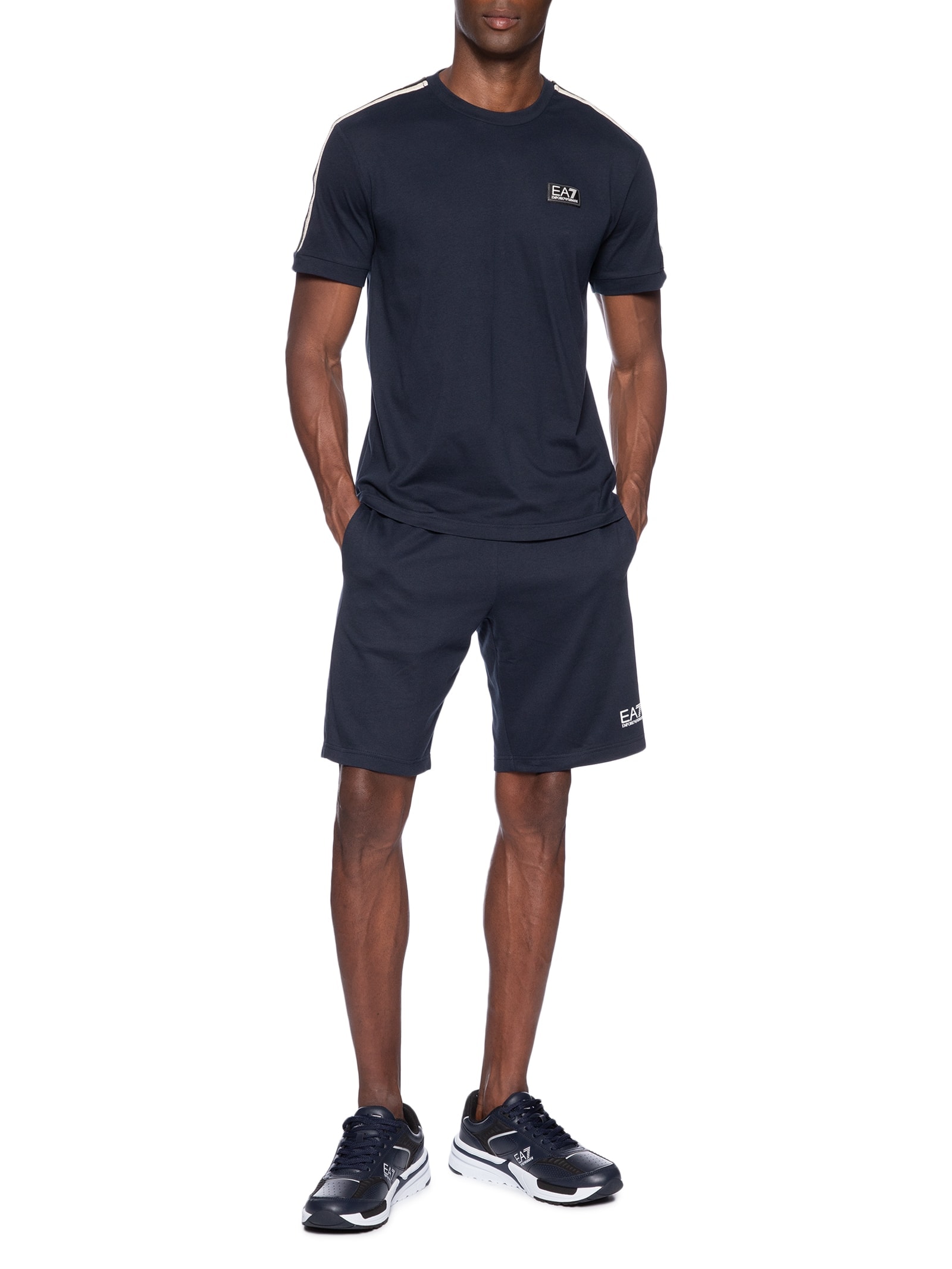 Camiseta Masculina Gola Careca Slim Fit Train Logo Series Azul Ea7 Emporio Armani