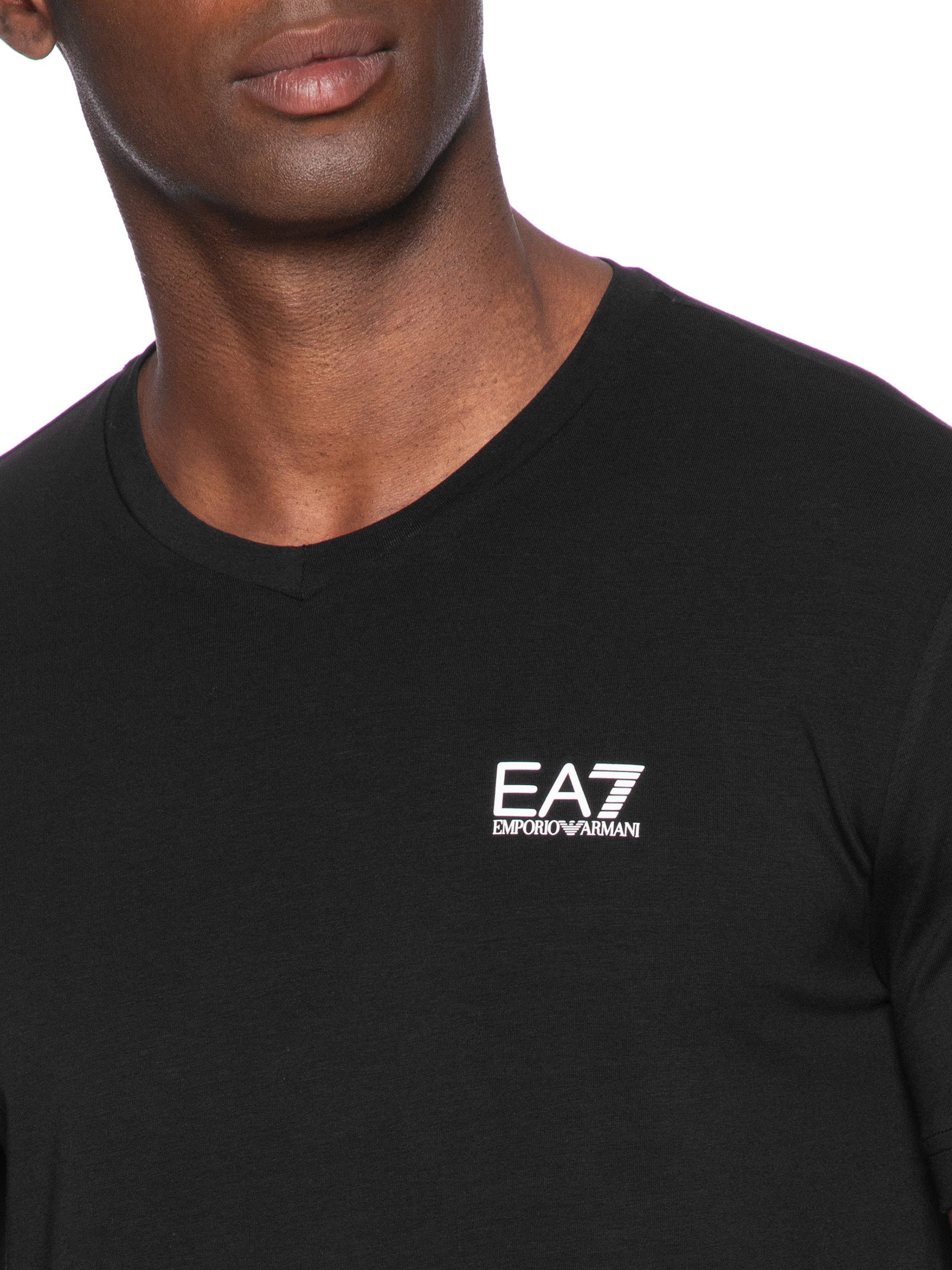 Camiseta Masculina Gola V Train Core Preto Ea7 Emporio Armani