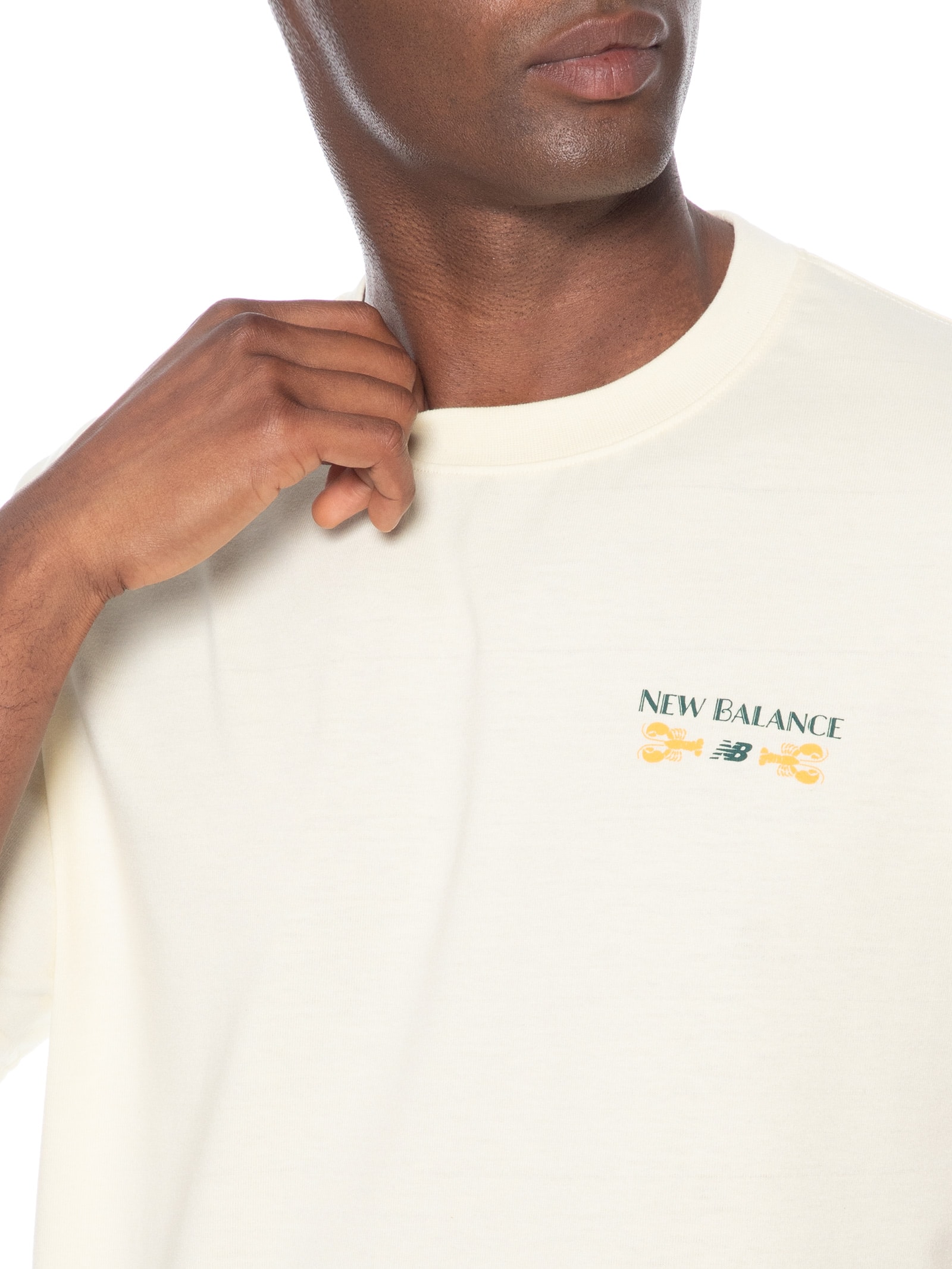 Camiseta Masculina Grab A Bite Boston Off White New Balance
