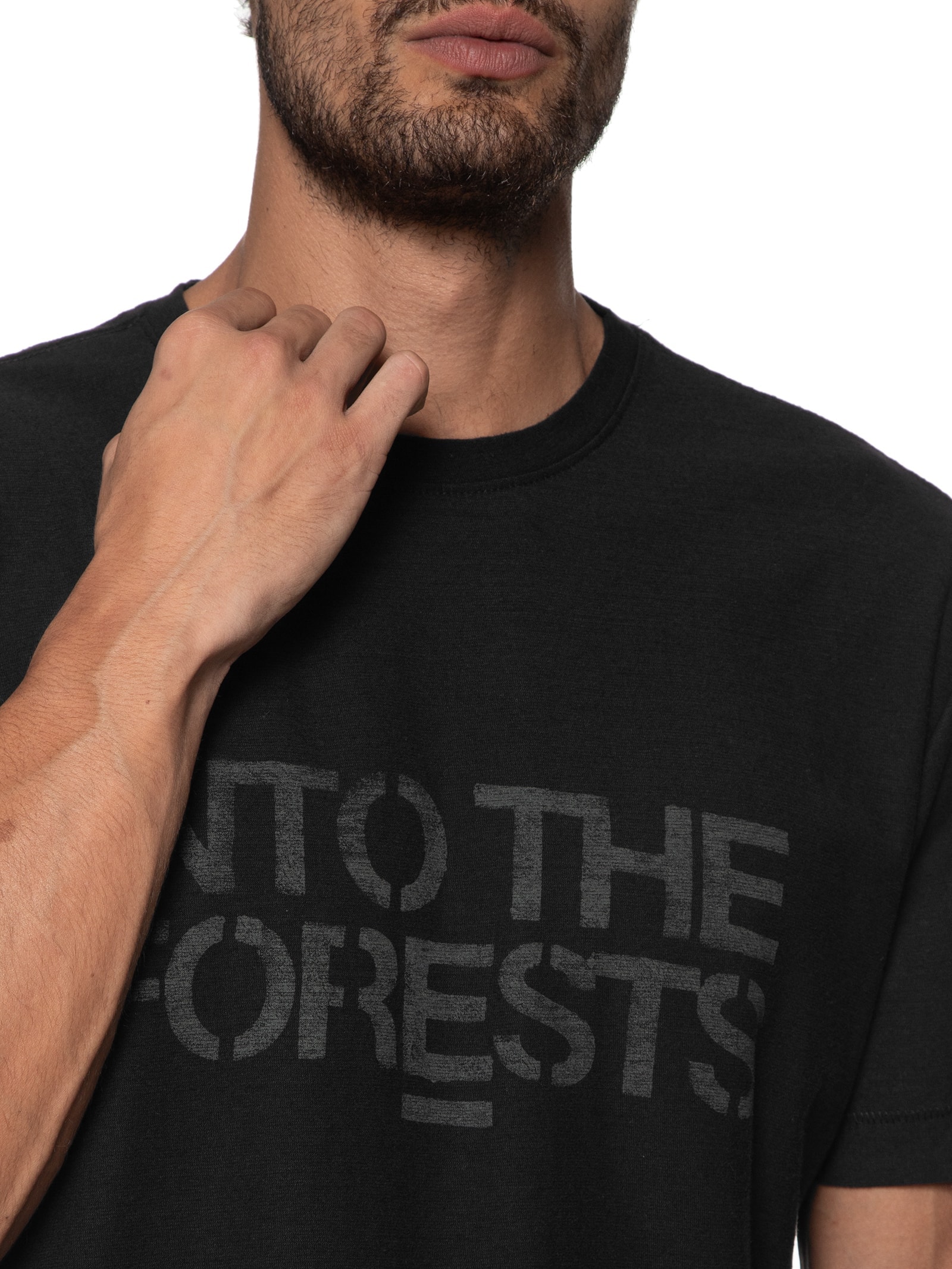 Camiseta Masculina Juta Into The Forest Manga Curta Preto Osklen