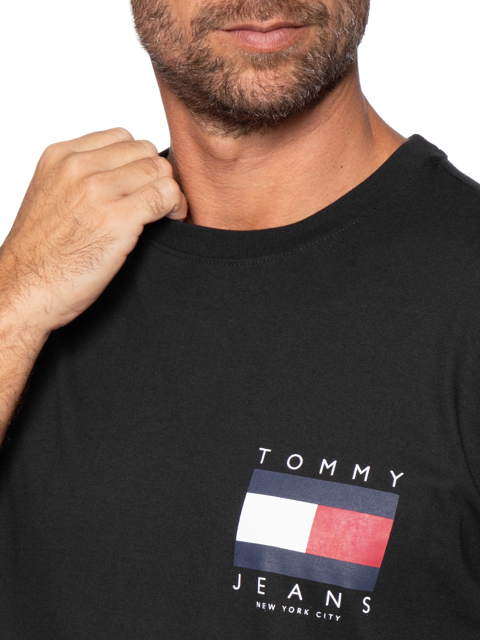 Camiseta Masculina Logo Flag Grande Preto Tommy Jeans