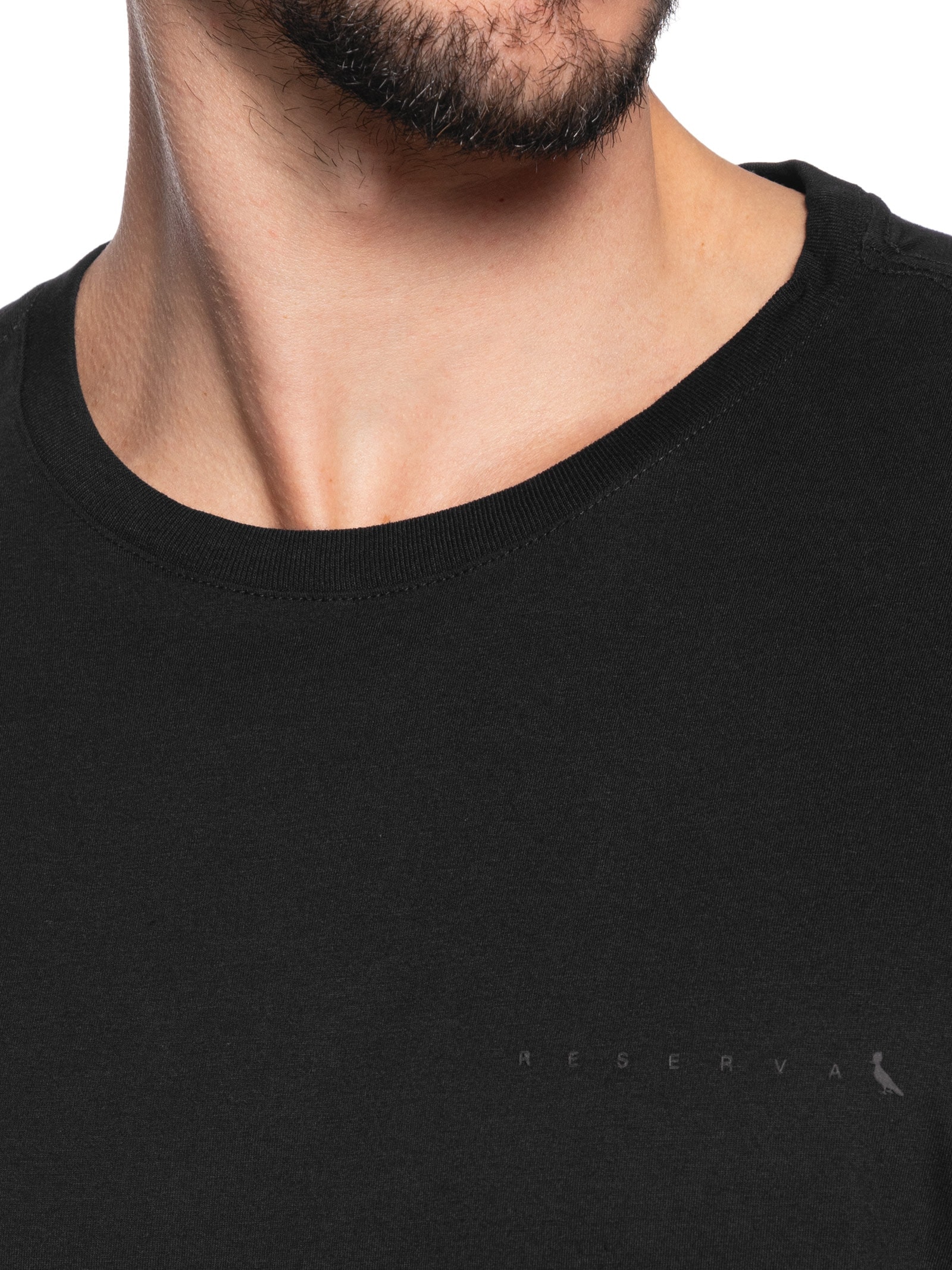 Camiseta Masculina Logo Preto Preto Reserva
