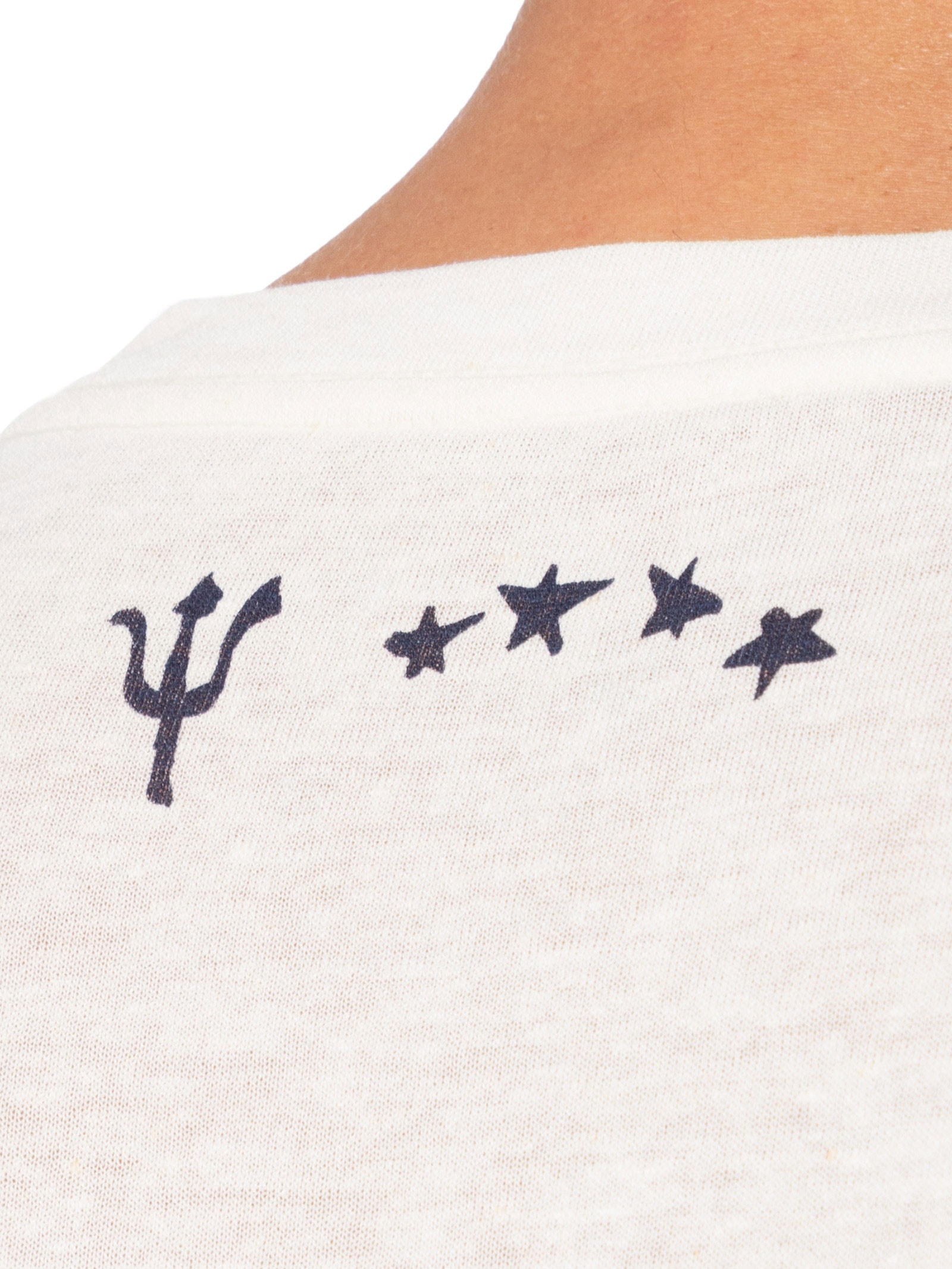 Camiseta Masculina Manga Curta Gola Careca Caiçara Sol  Branco Osklen