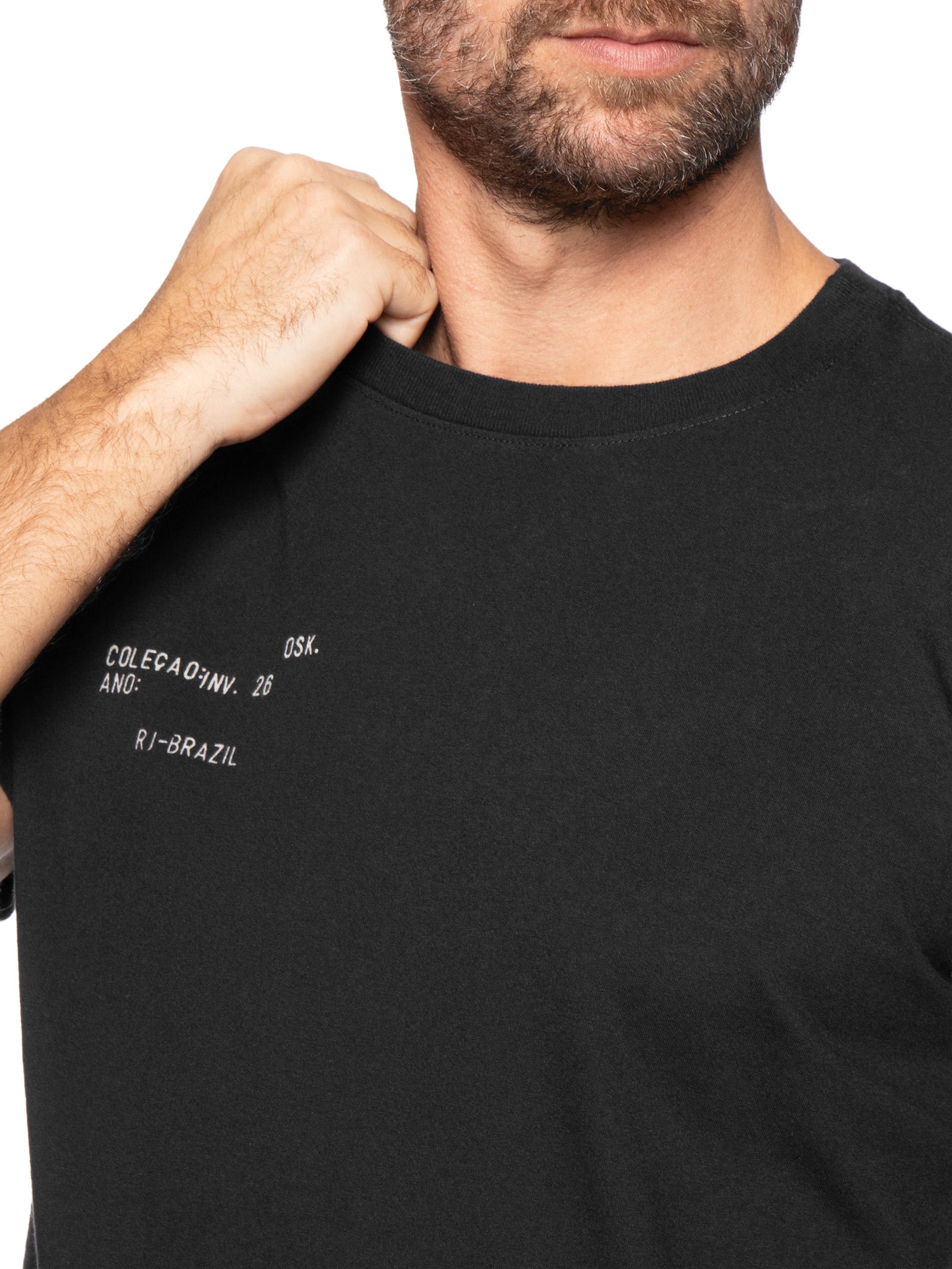 Camiseta Masculina Manga Curta Gola Careca Slim Vintage Carimbo Preto Osklen