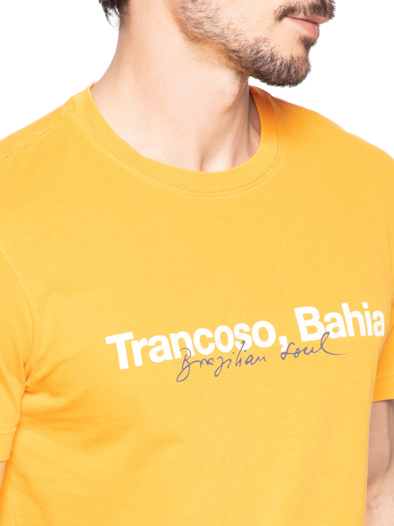 Camiseta Masculina Manga Curta Gola Careca Stone Trancoso Amarelo Osklen