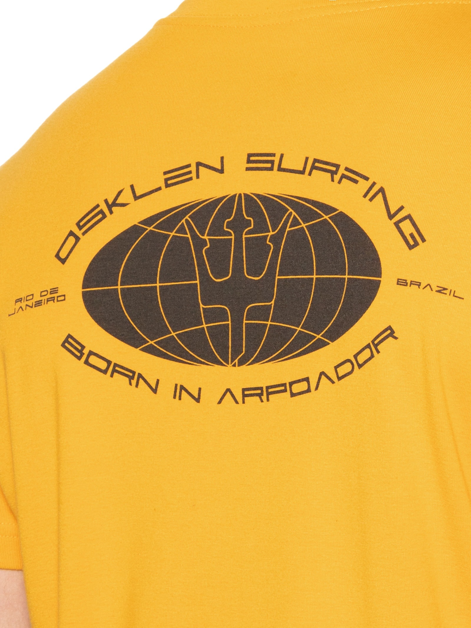 Camiseta Masculina Manga Curta Gola Careca Surginf Globe Over  Amarelo Osklen