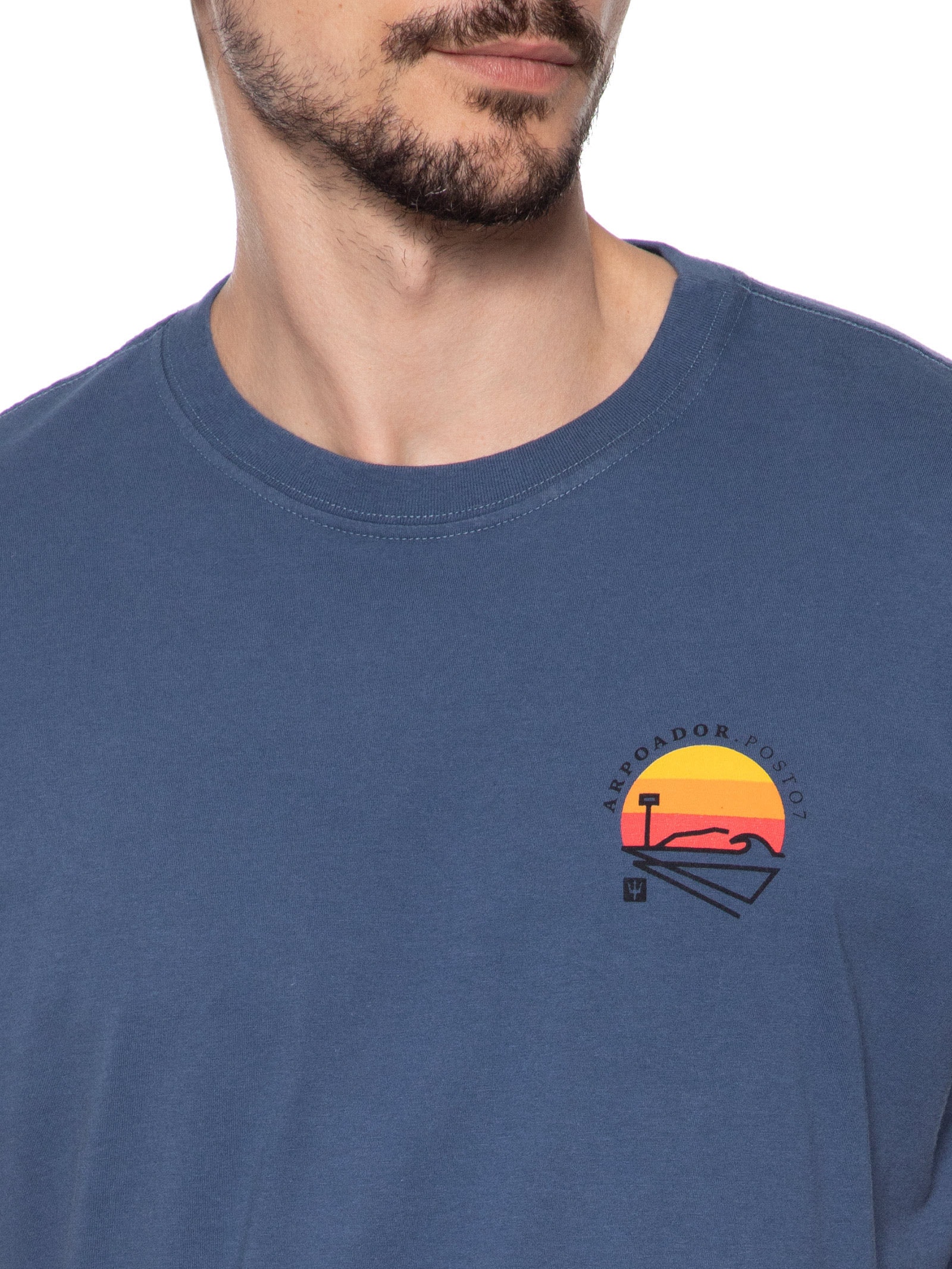 Camiseta Masculina Manga Curta Gola Careca Vintage Arpoador Patch Azul Osklen