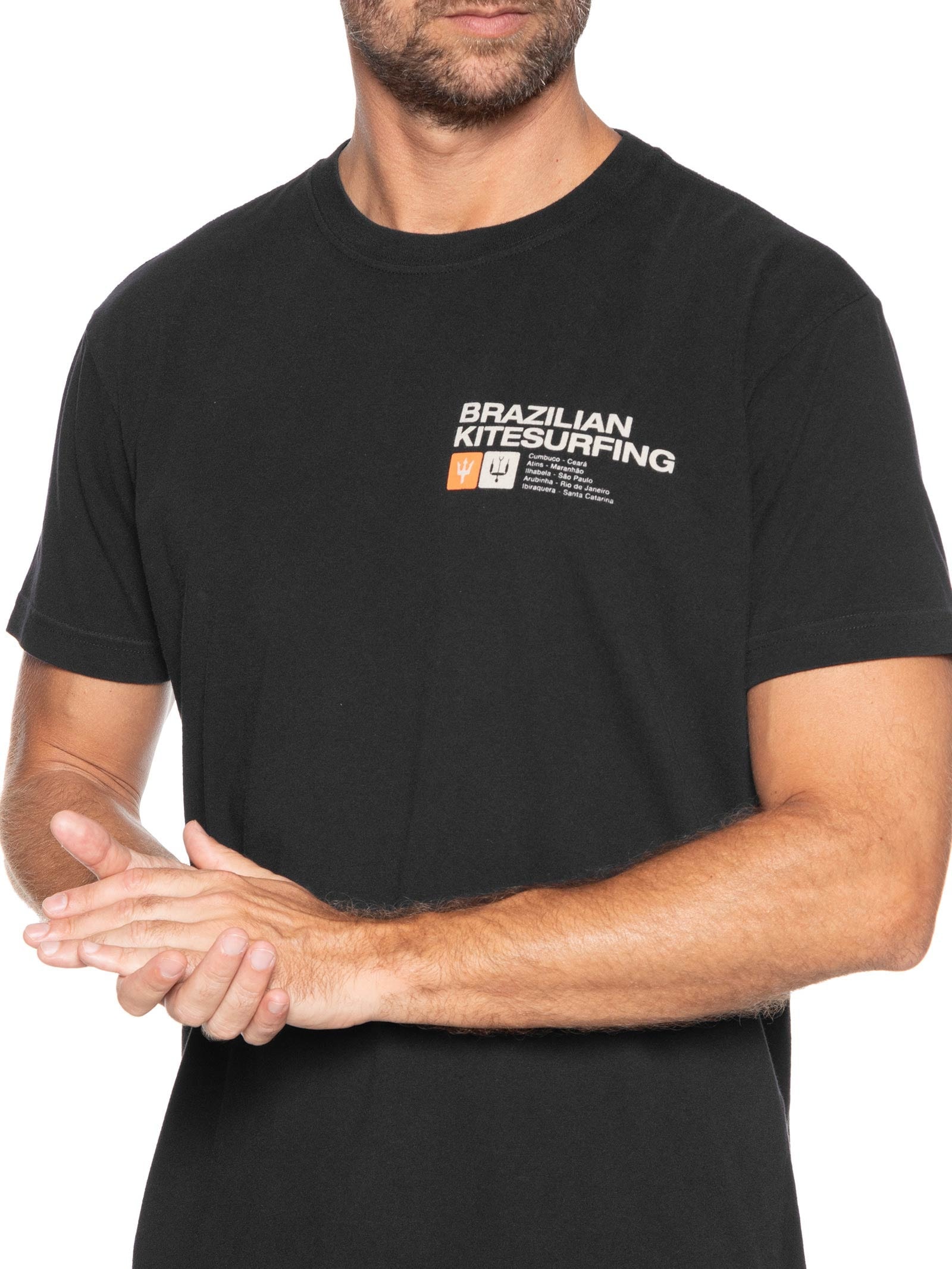 Camiseta Masculina Manga Curta Gola Careca Vintage Brazilian Kitesurfing Preto Osklen