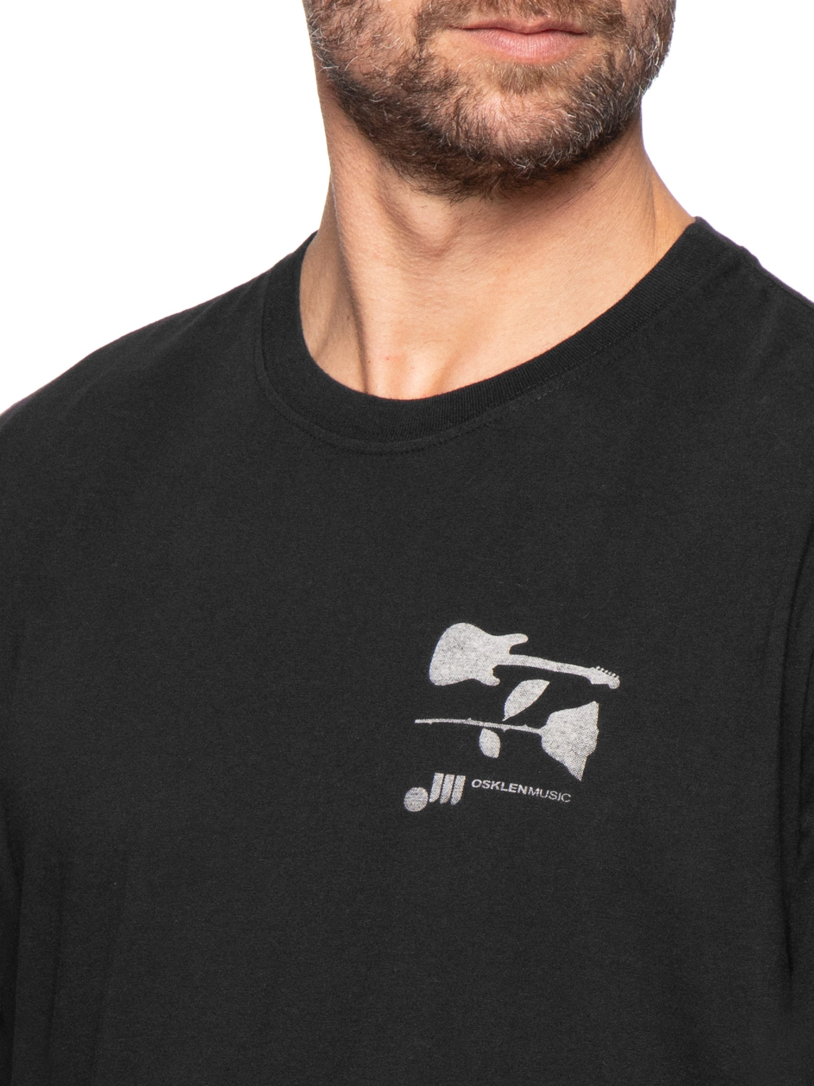 Camiseta Masculina Manga Curta Gola Careca Vintage Rock Preto Osklen