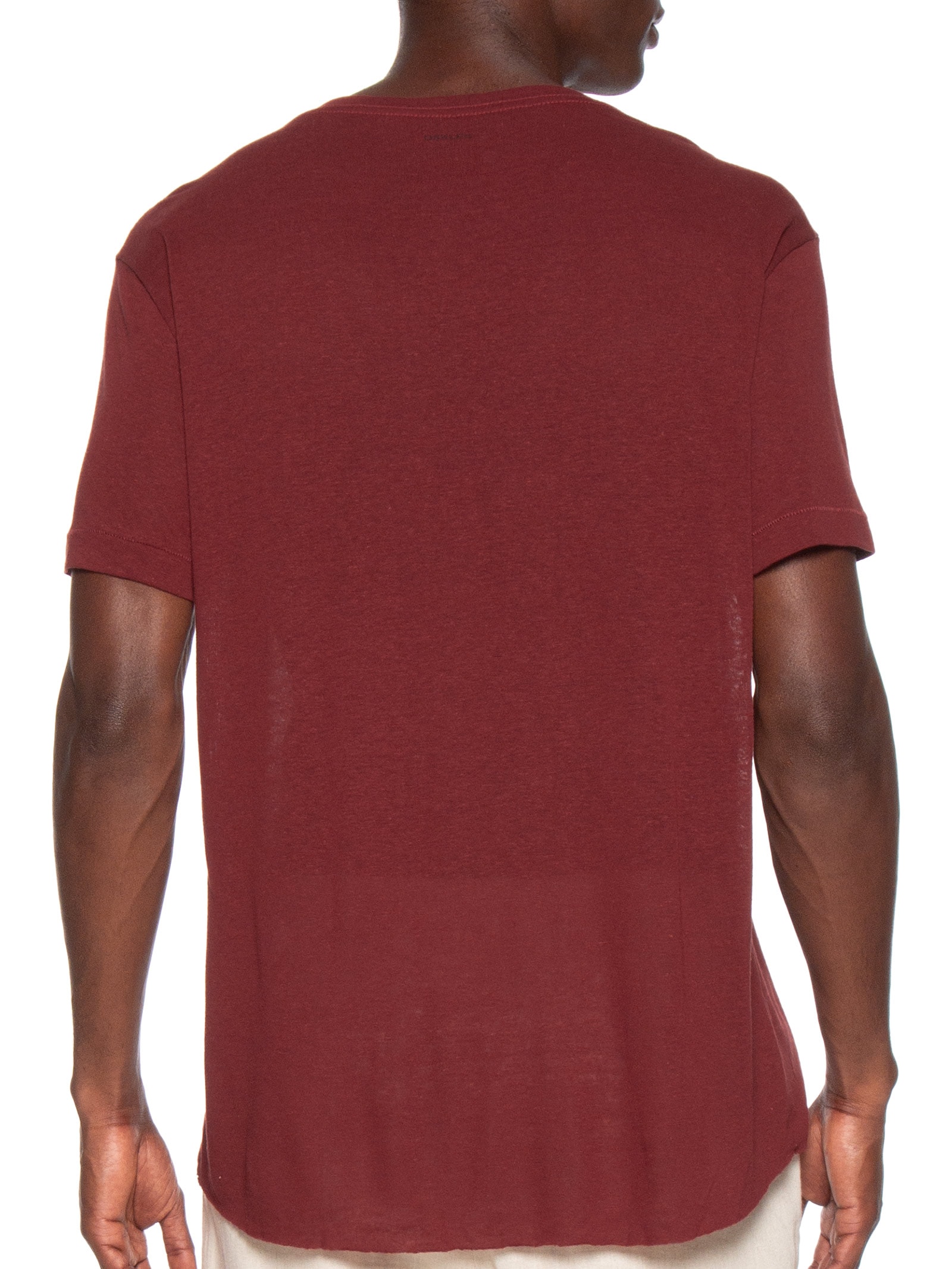 Camiseta Masculina Manga Curta Light Linen Brasão Mc Vinho Osklen