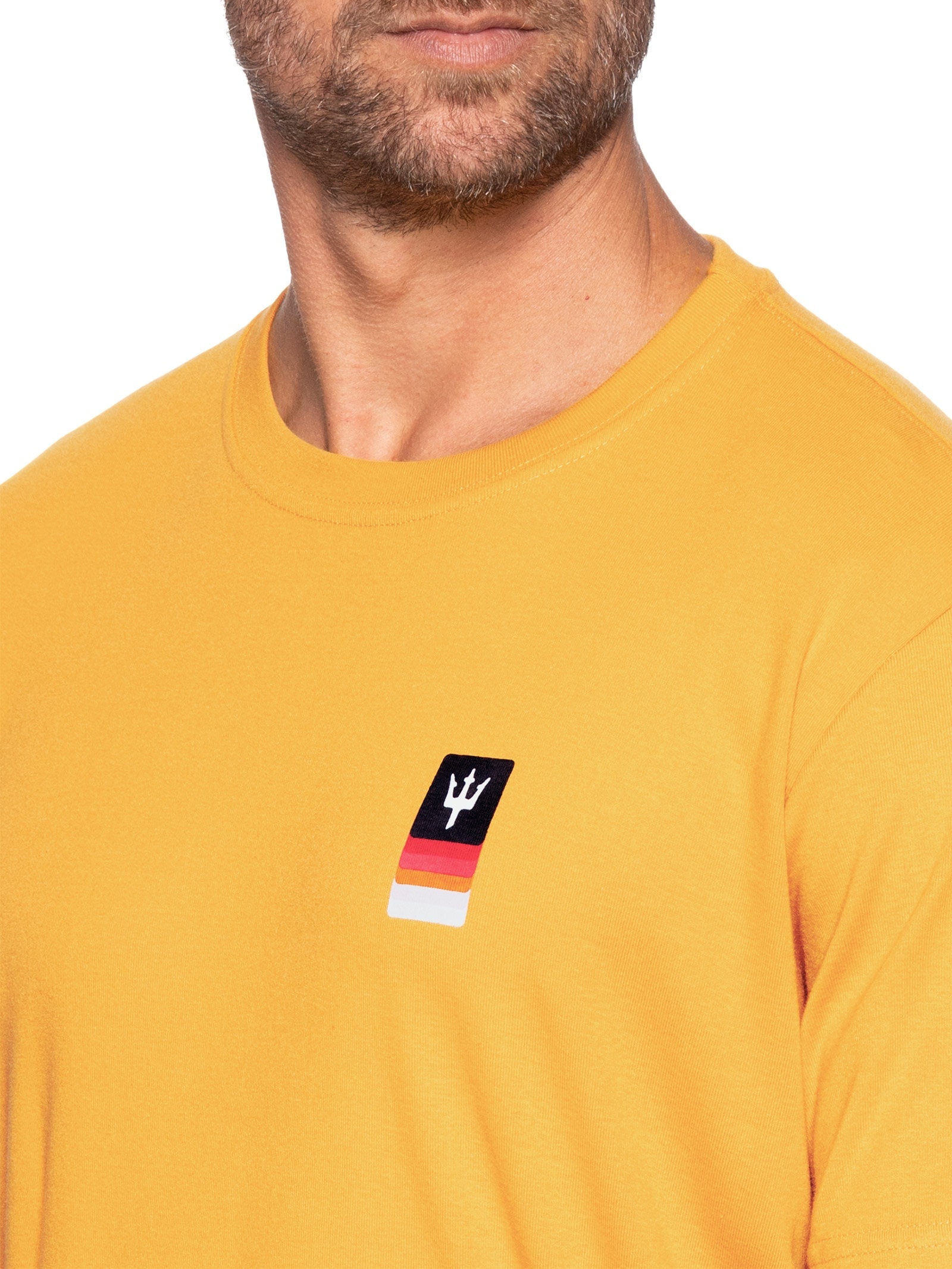 Camiseta Masculina Manga Curta Tridente Degradê Amarelo Osklen