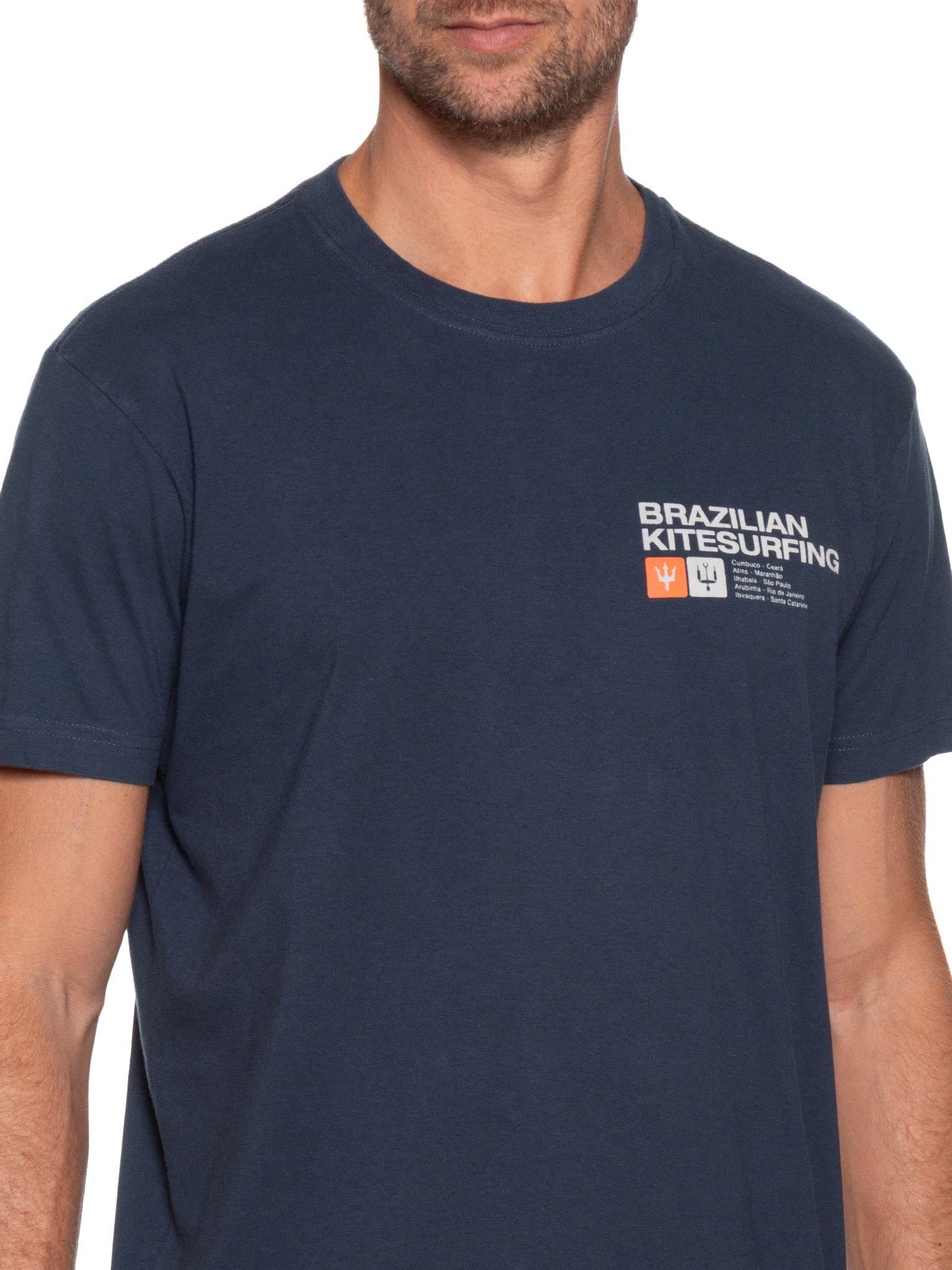 Camiseta Masculina Manga Curta Vintage Brazilian Kitesurfing  Azul Osklen