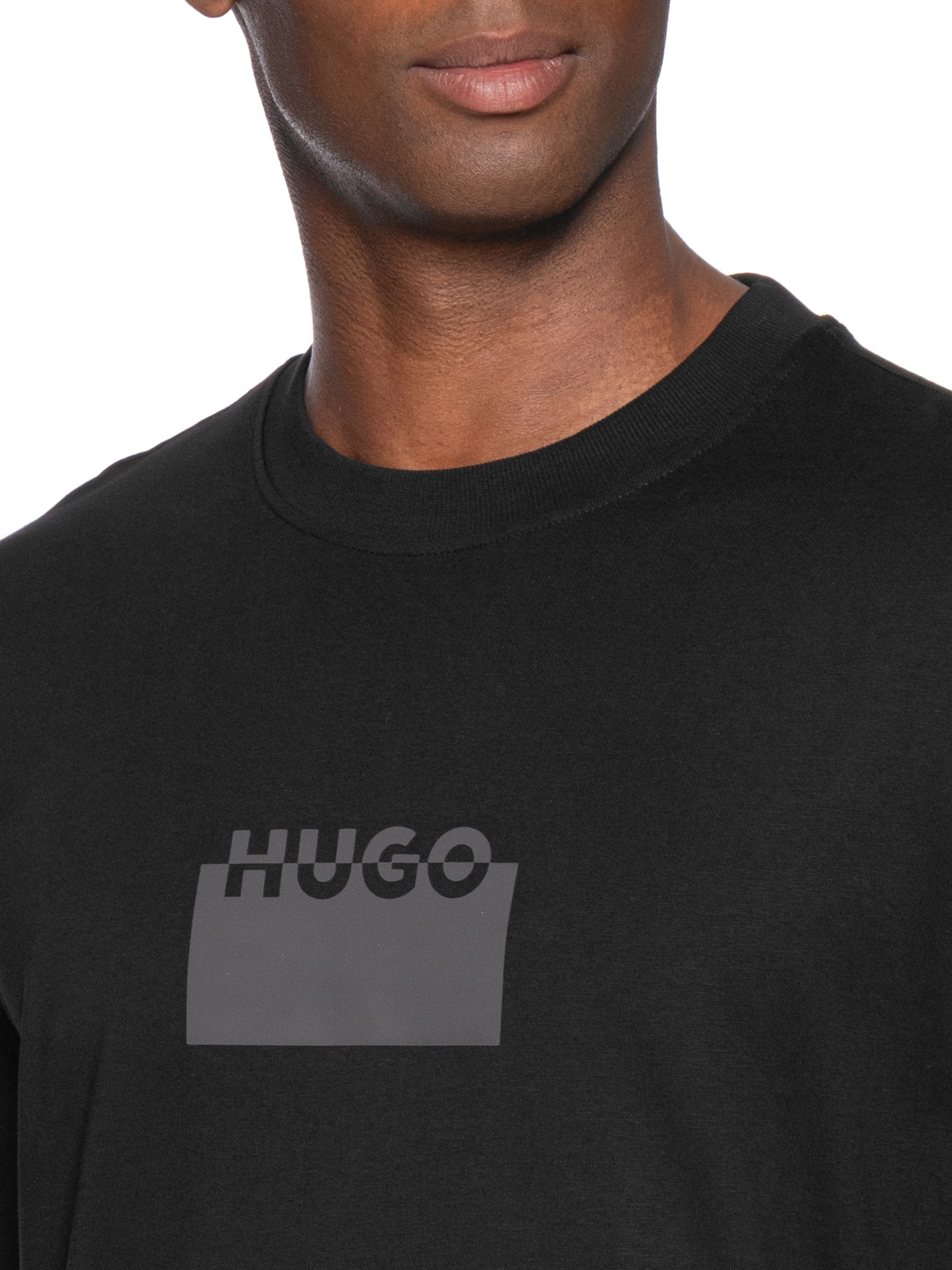 Camiseta Masculina Mc Delastio Preto Hugo