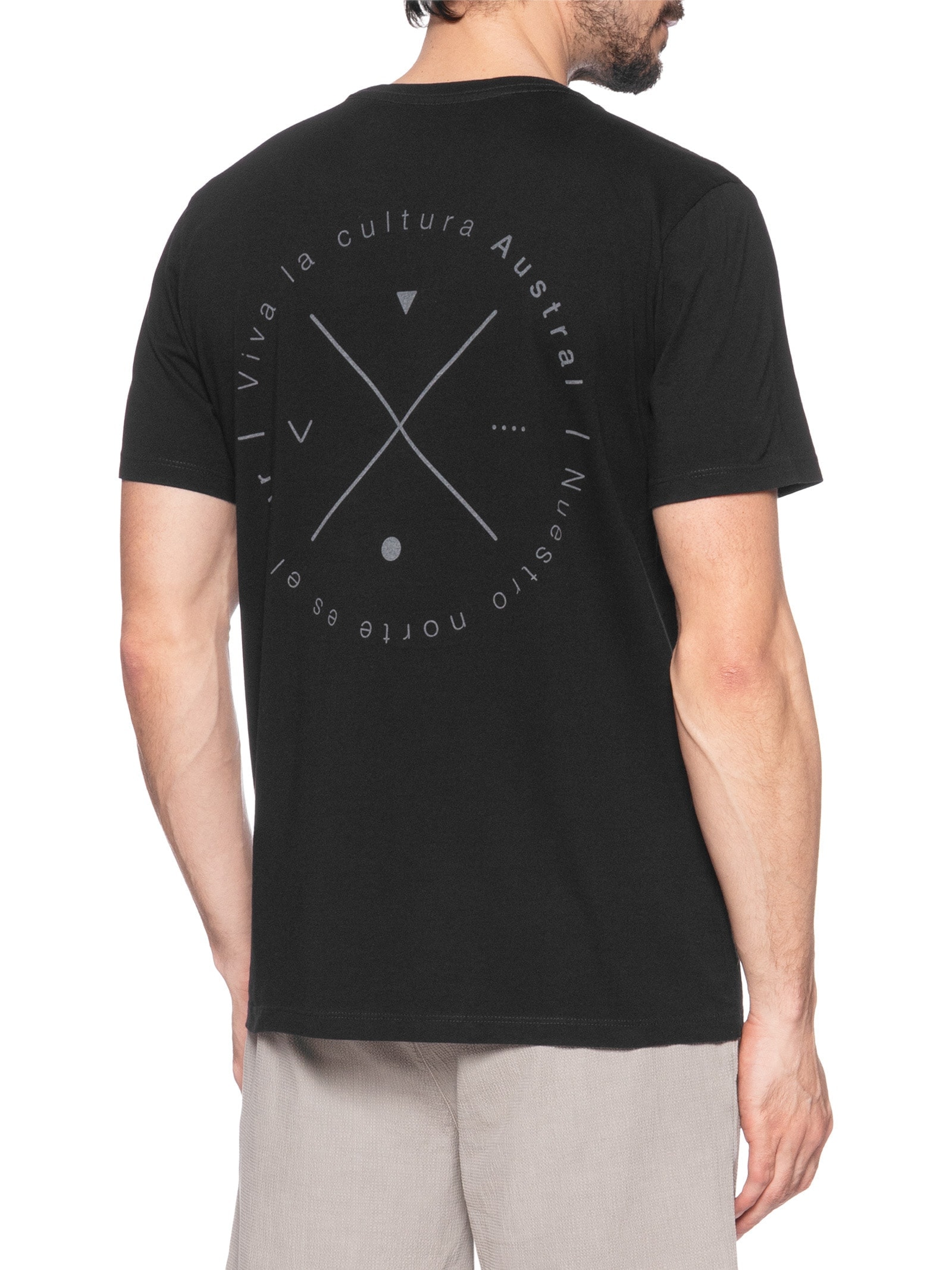 Camiseta Masculina Nuestro Preto Austral