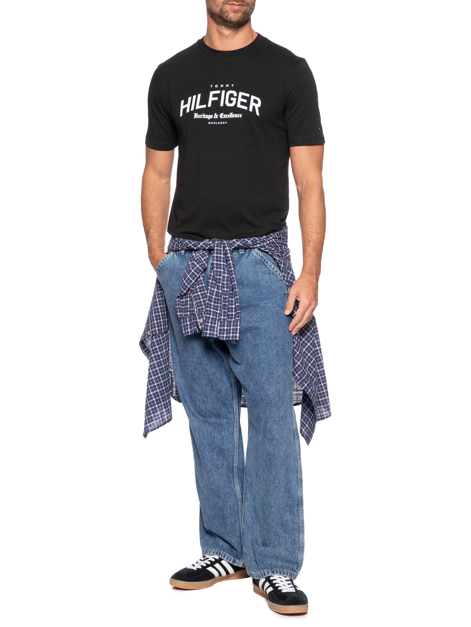 Camiseta Masculina Regular Fit Arch Logo Preto Tommy Hilfiger