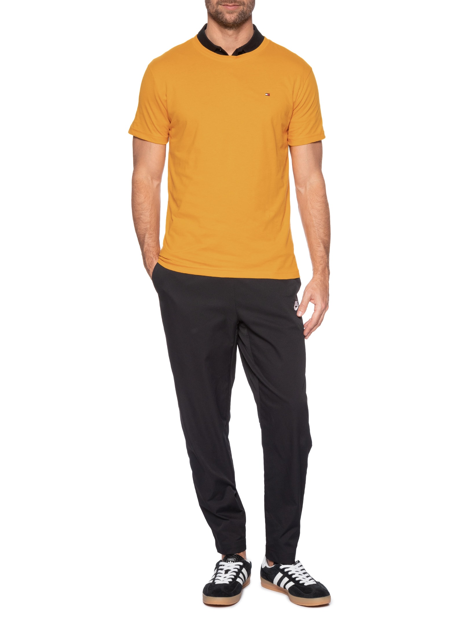 Camiseta Masculina Regular Fit Básica Em Algodão Amarelo Tommy Hilfiger