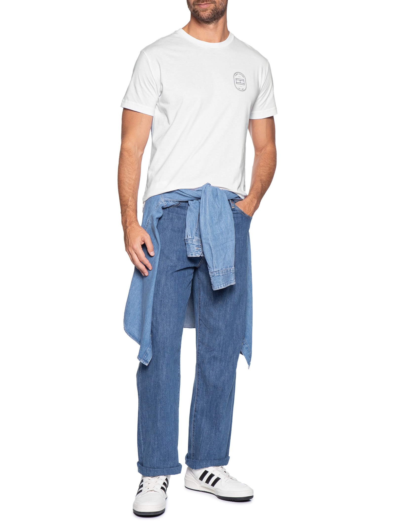 Camiseta Masculina Regular Fit Brand Love Emblema Branco Tommy Hilfiger