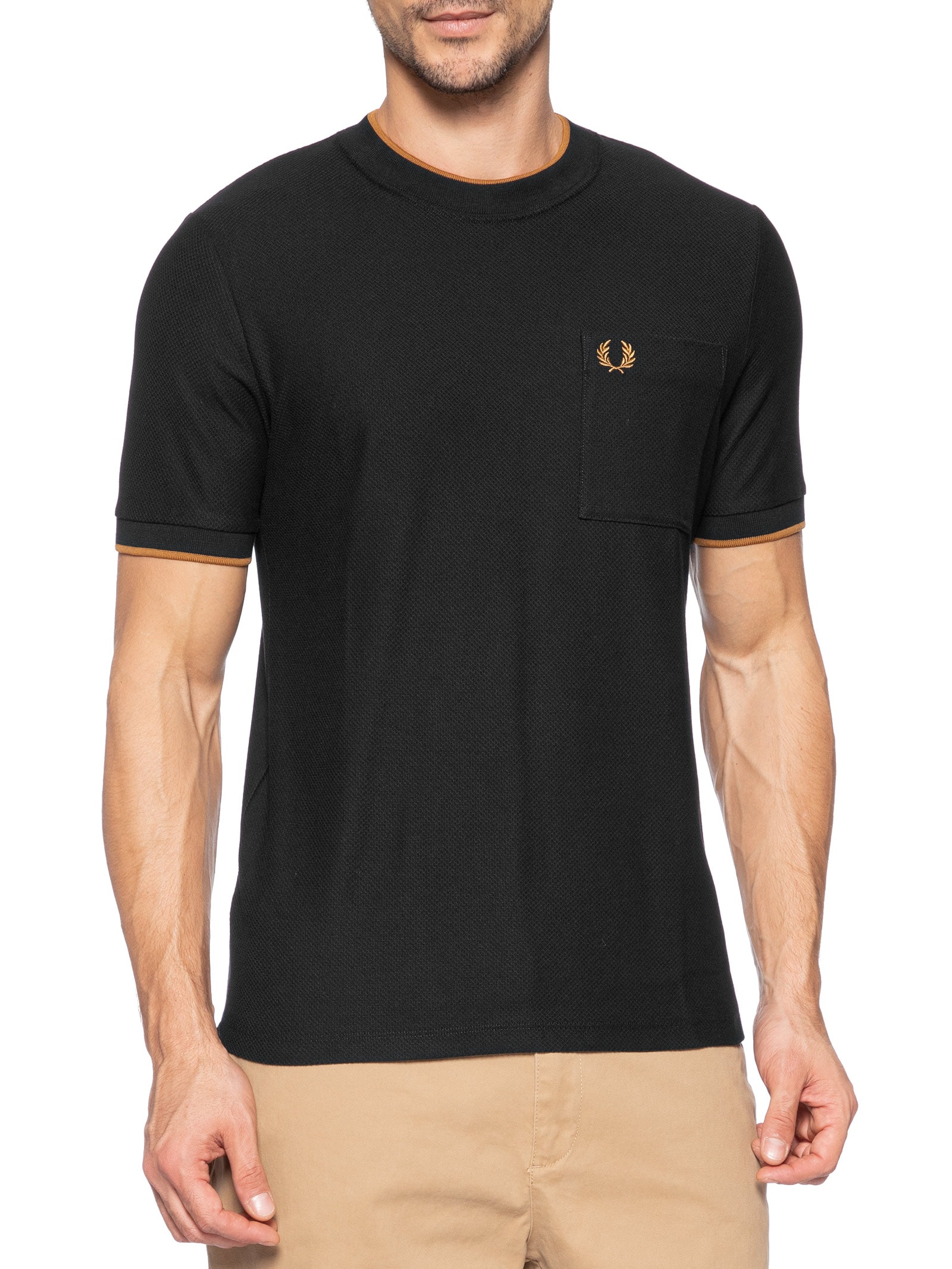 Camiseta Masculina Regular Fit Detalhe Bolso Em Piquet De Algodão Preto Fred Perry