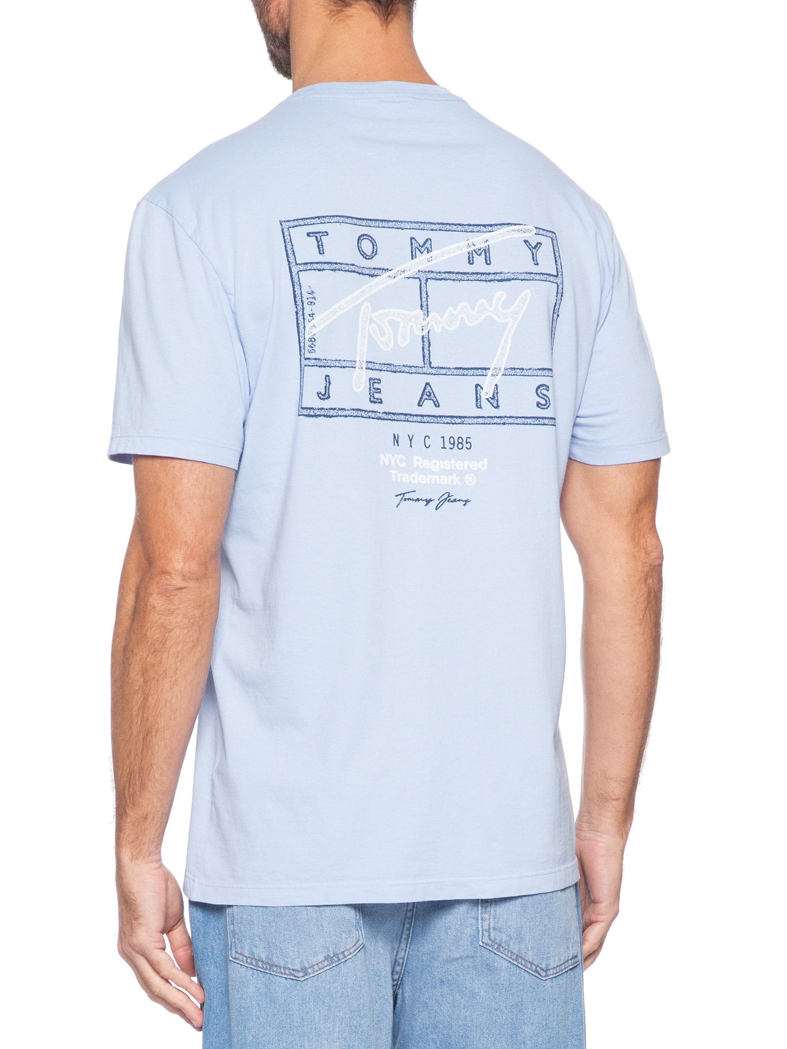 Camiseta Masculina Regular Fit Estampa Sign Spray – Azul Tommy Jeans