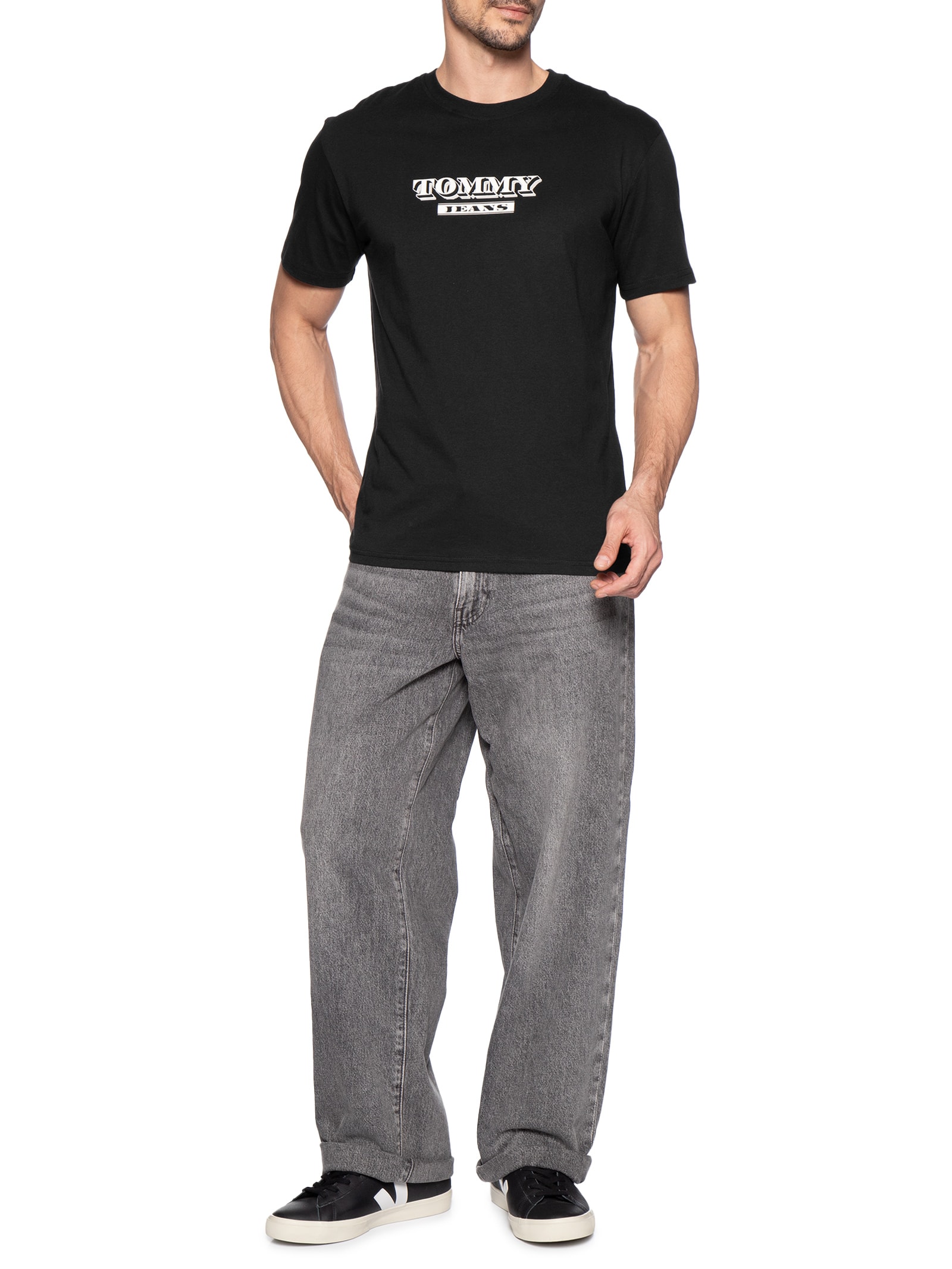 Camiseta Masculina Regular Fit Estampada Bills Font Preto Tommy Jeans