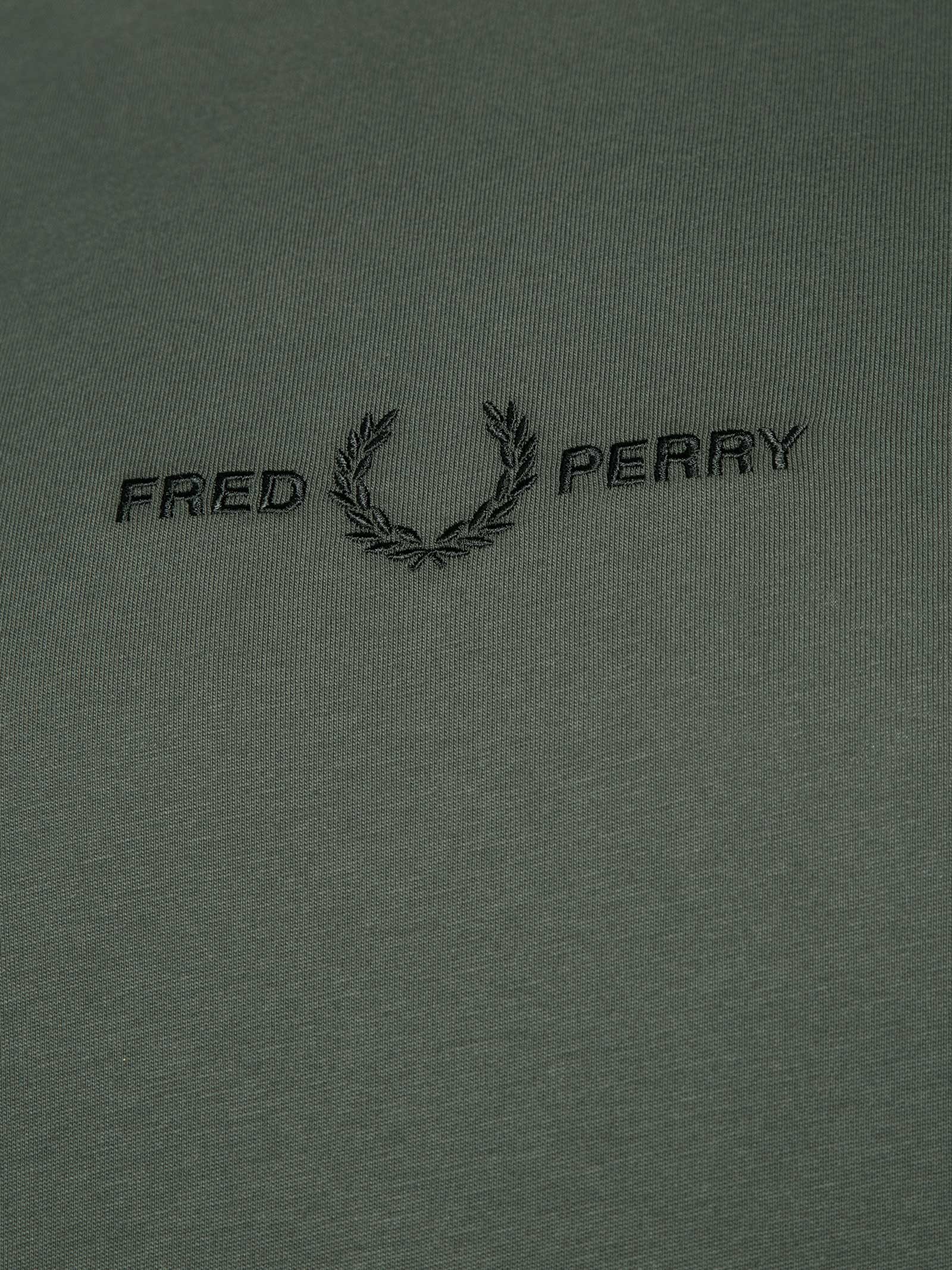 Camiseta Masculina Regular Fit Logo Bordado Em Algodão Verde Fred Perry