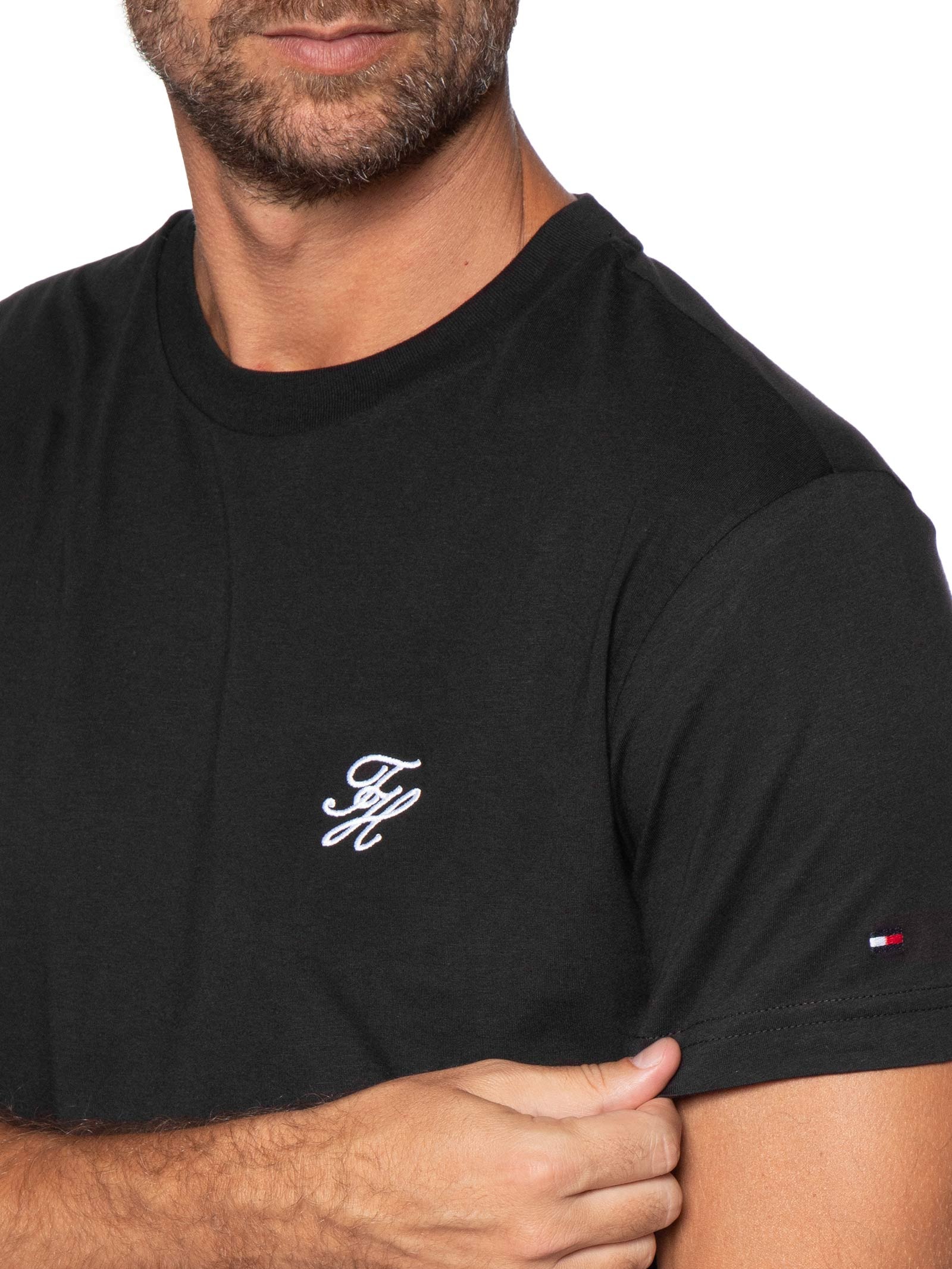 Camiseta Masculina Regular Fit Script Monogram Preto Tommy Hilfiger