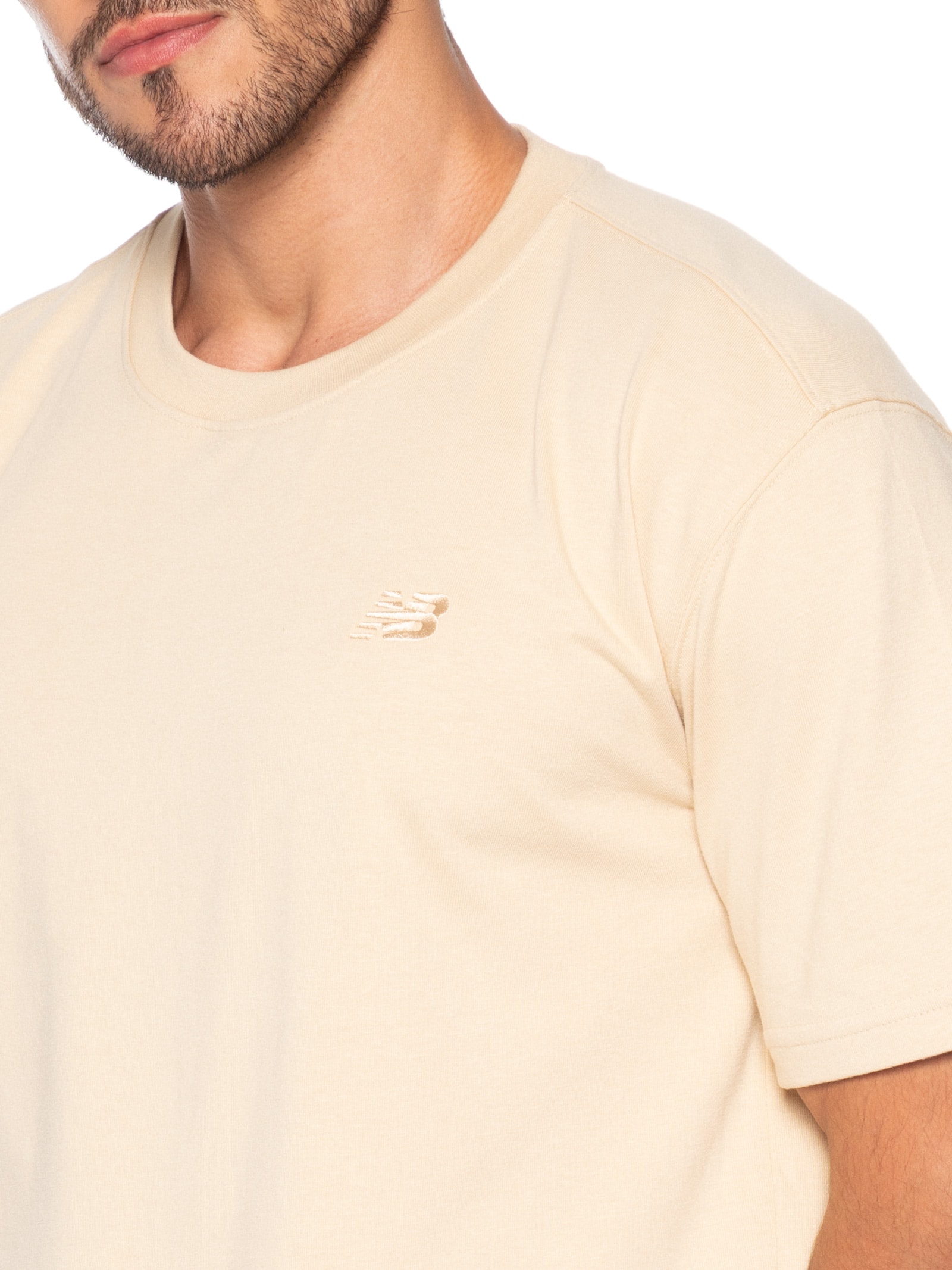 Camiseta Masculina Small Logo – Marrom New Balance