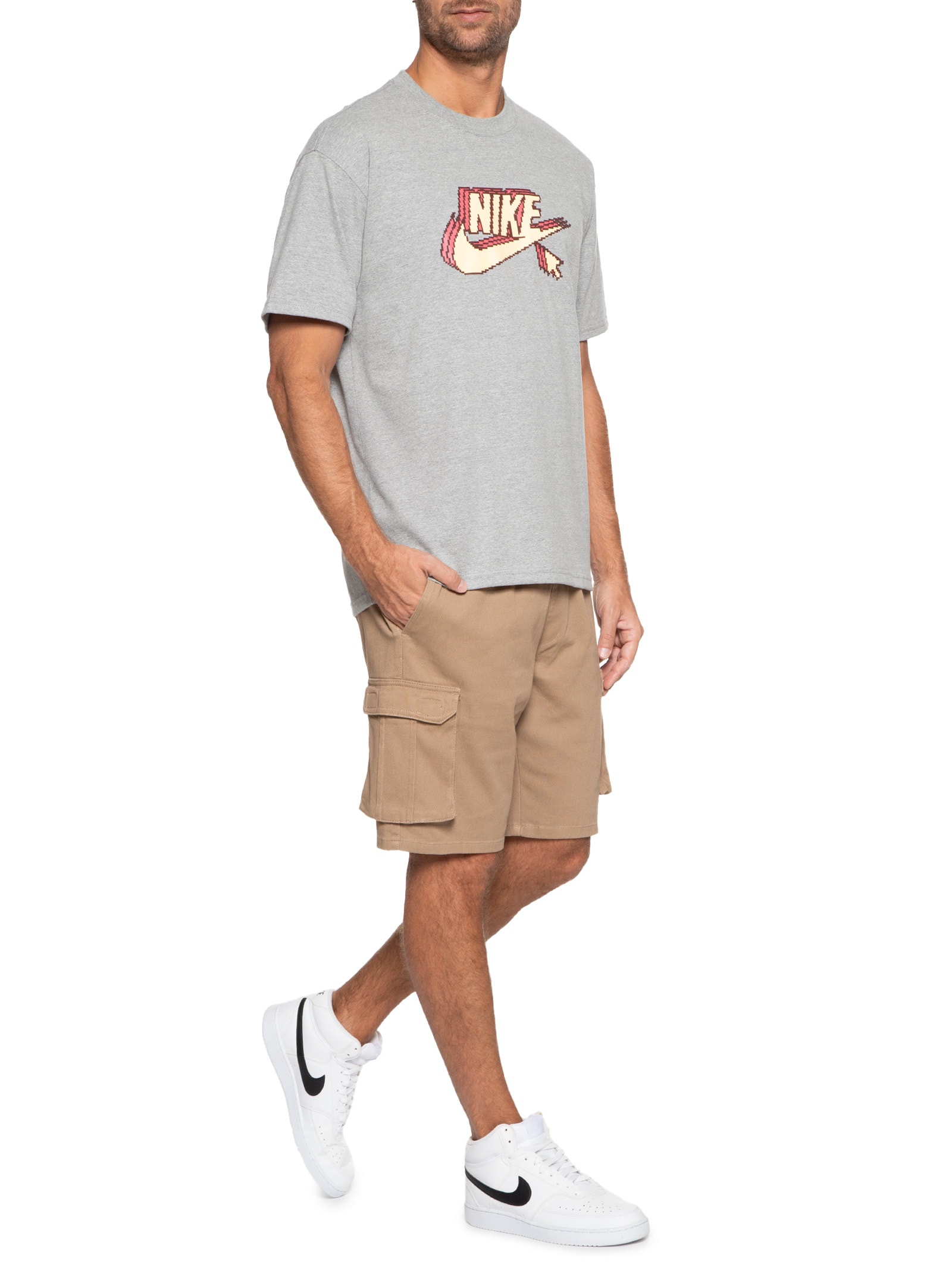 Camiseta Masculina Sportswear Max90 Futura Cinza Nike