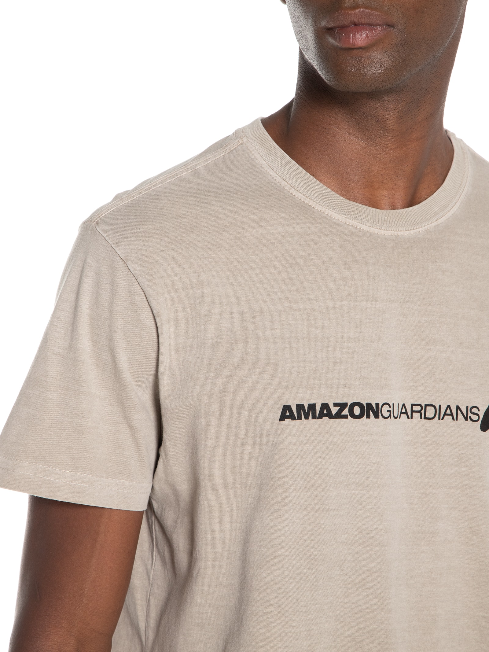 Camiseta Masculina Stone Amazon Guardians Bege Osklen