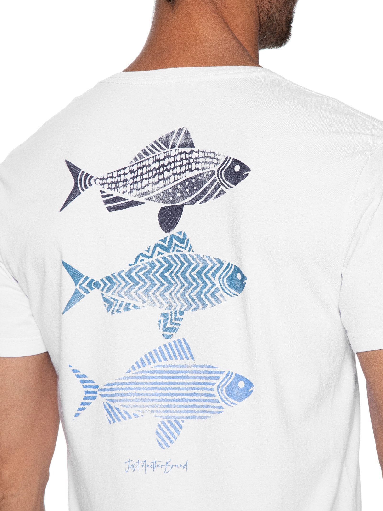 Camiseta Masculina Tinturada Peixinhos Branco Jab