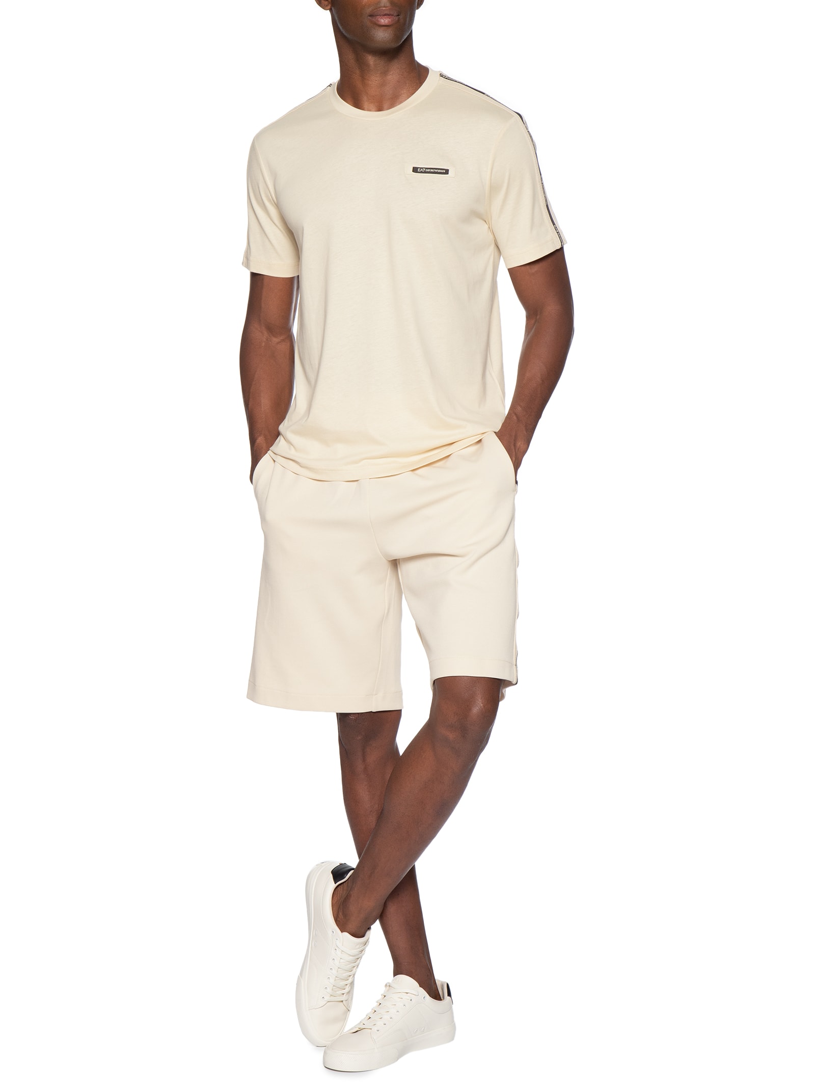 Camiseta Masculina Train Fita Lateral Bege Ea7 Emporio Armani