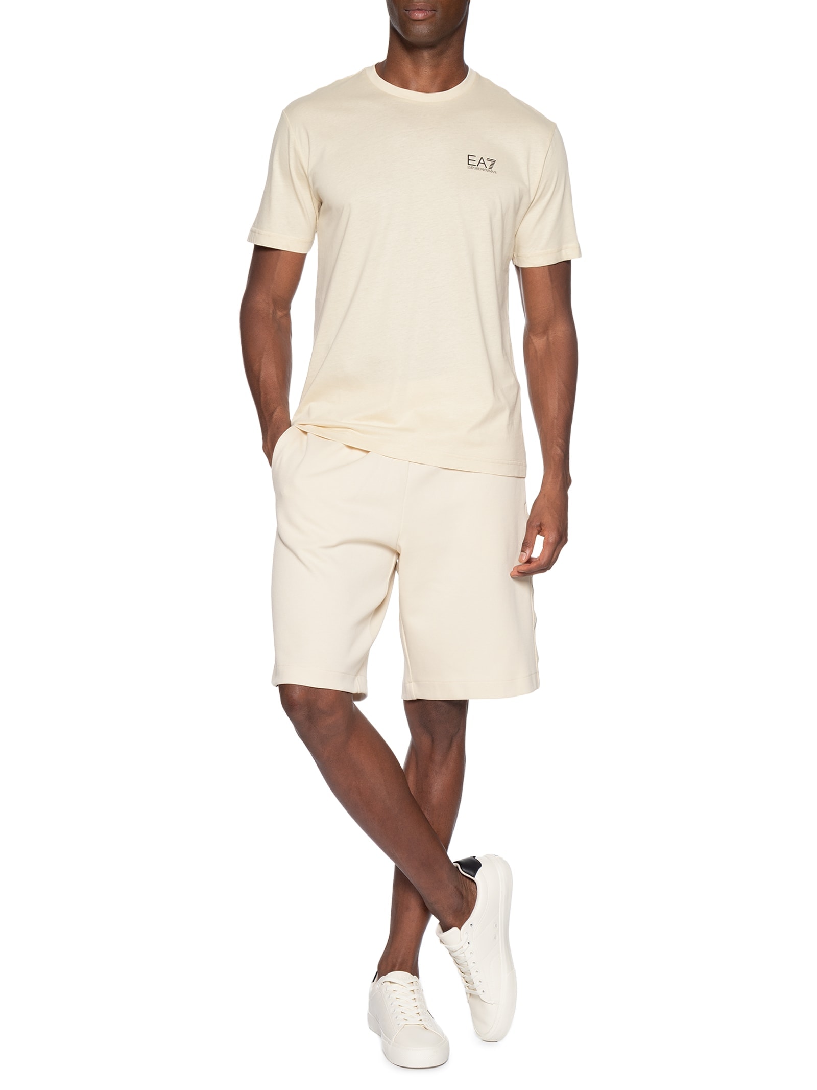 Camiseta Masculina Train Logo Bege Ea7 Emporio Armani