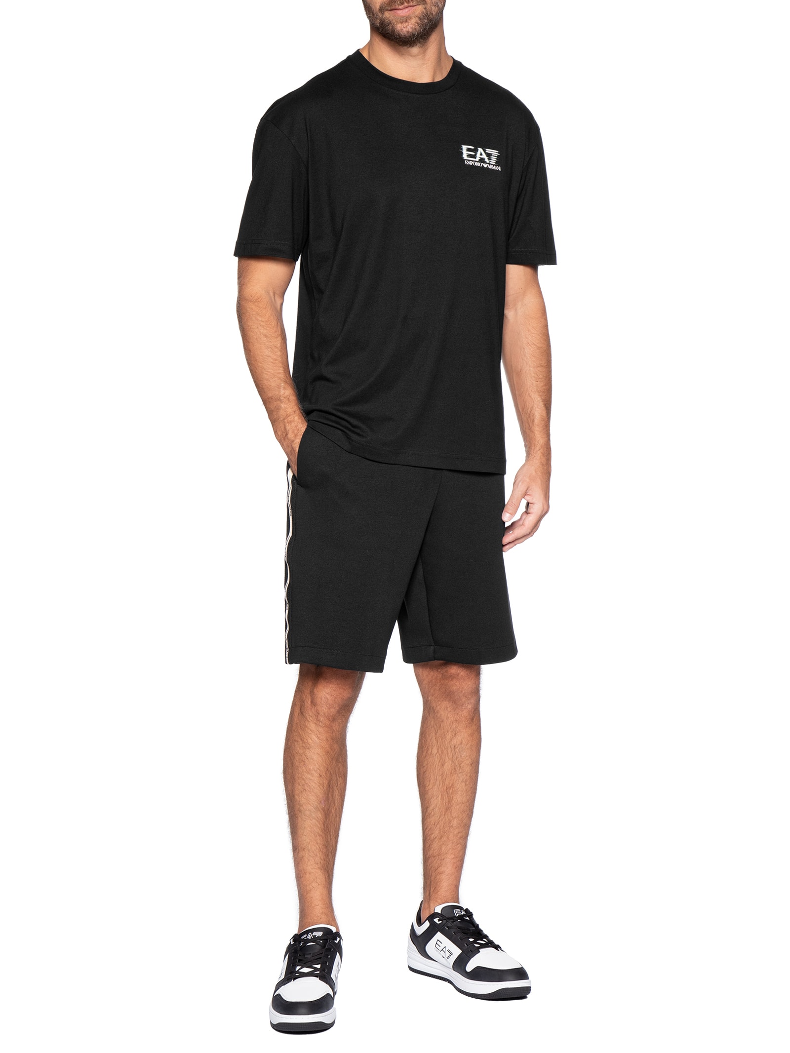 Camiseta Masculina Train Medium Logo Preto Ea7 Emporio Armani