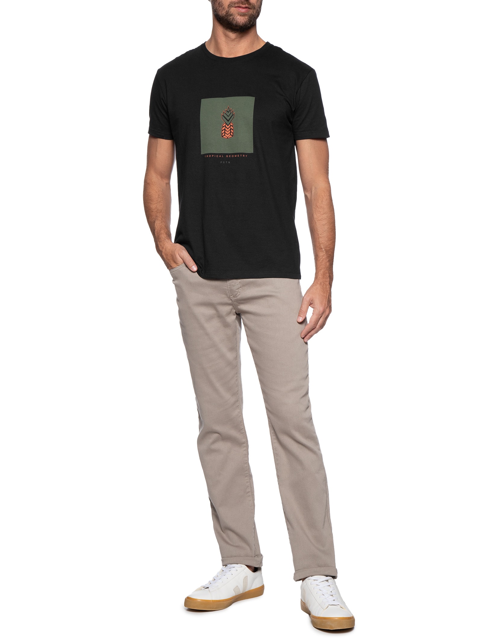 Camiseta Masculina Tropical Geometry Preto Foxton