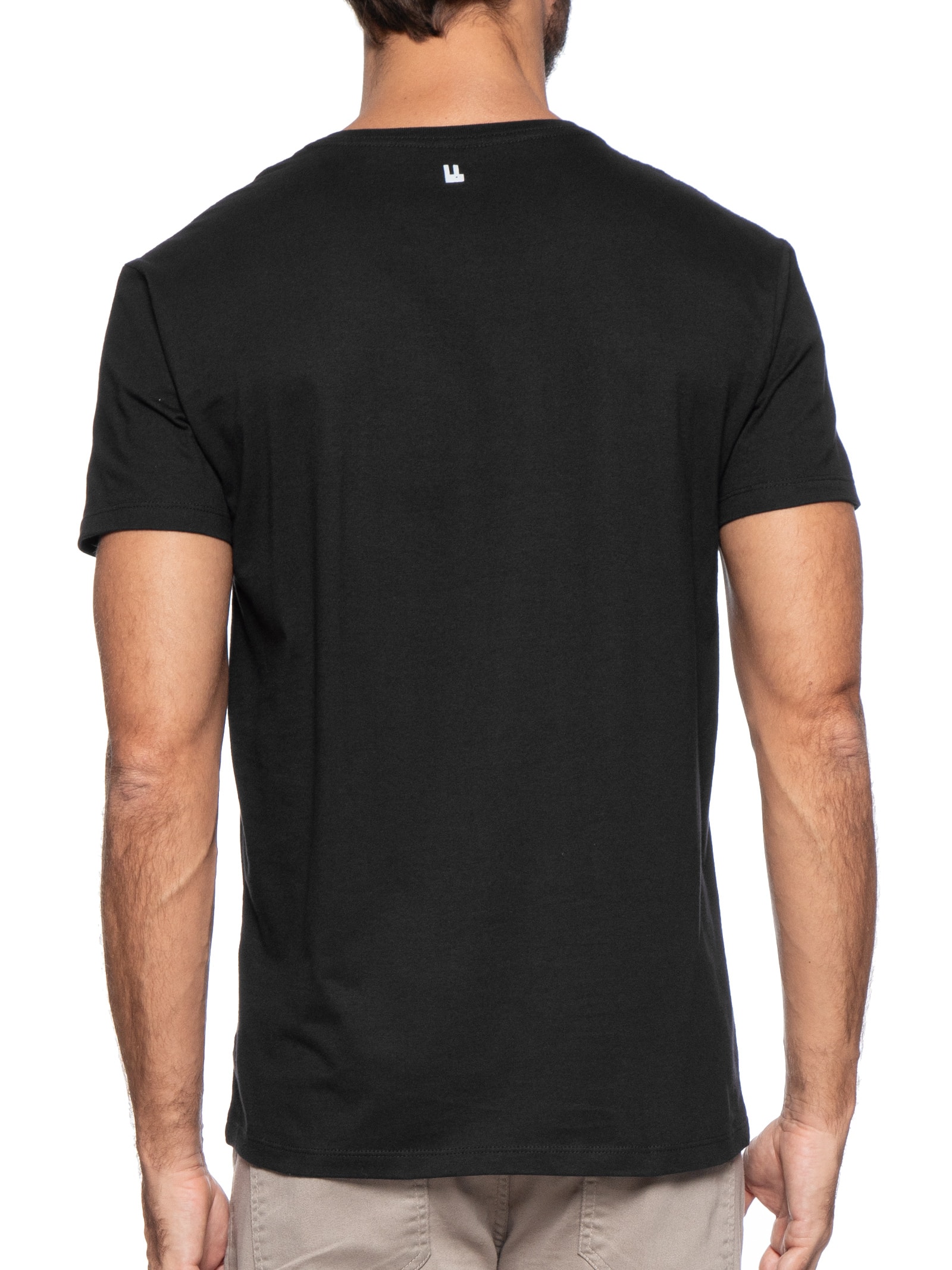 Camiseta Masculina Tropical Geometry Preto Foxton