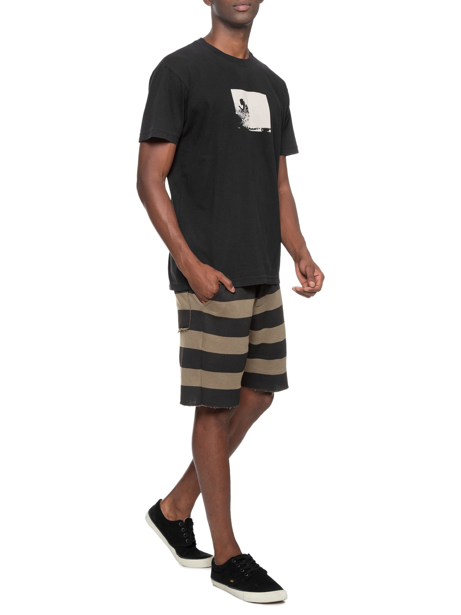 Camiseta Masculina Vintage Barrel Sequence Preto Osklen