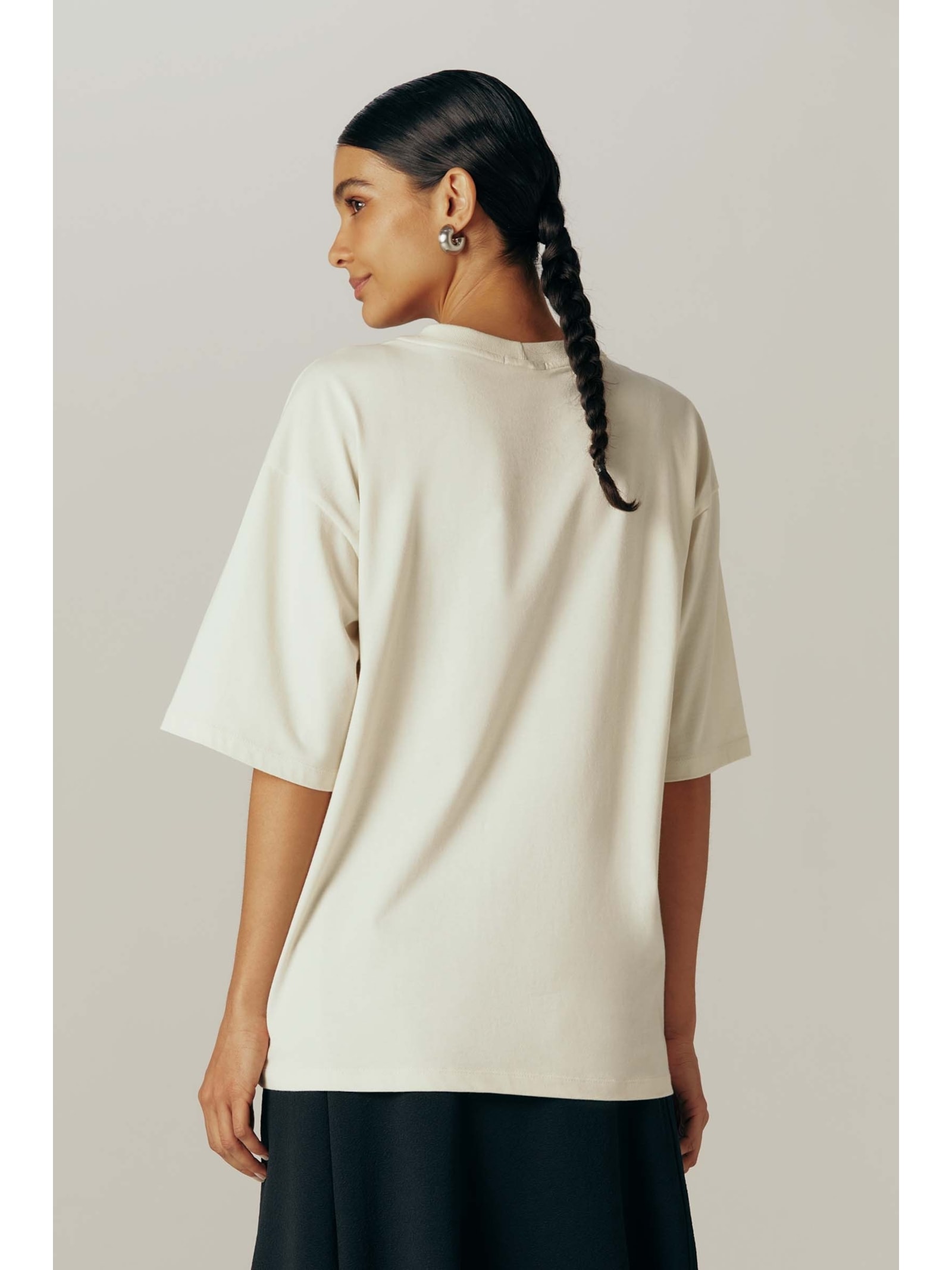 Camiseta Oversized Creme Algodão Symbols Yogini