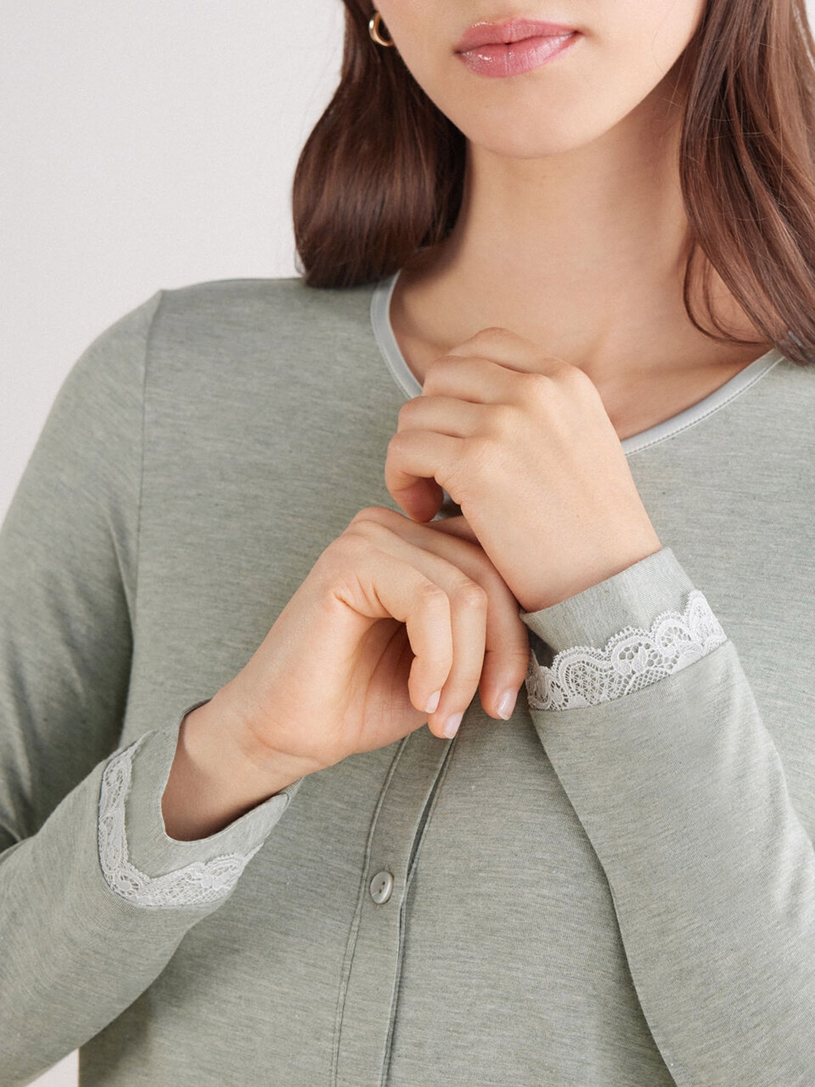 Camisola Aberta Com Detalhes Em Renda Verde Intimissimi