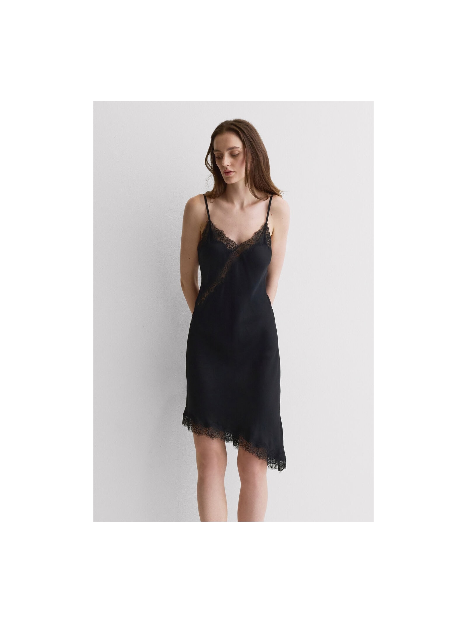 Camisola Assimétrica Em Viscose e Renda Preto Intimissimi